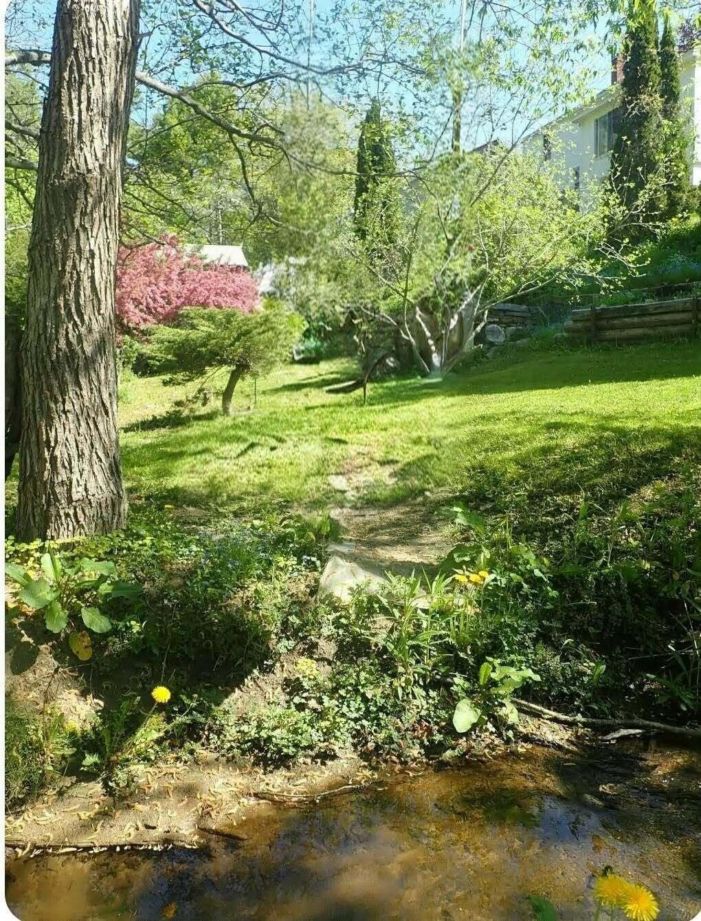 38 Main Street, Topsham, ME, 04086