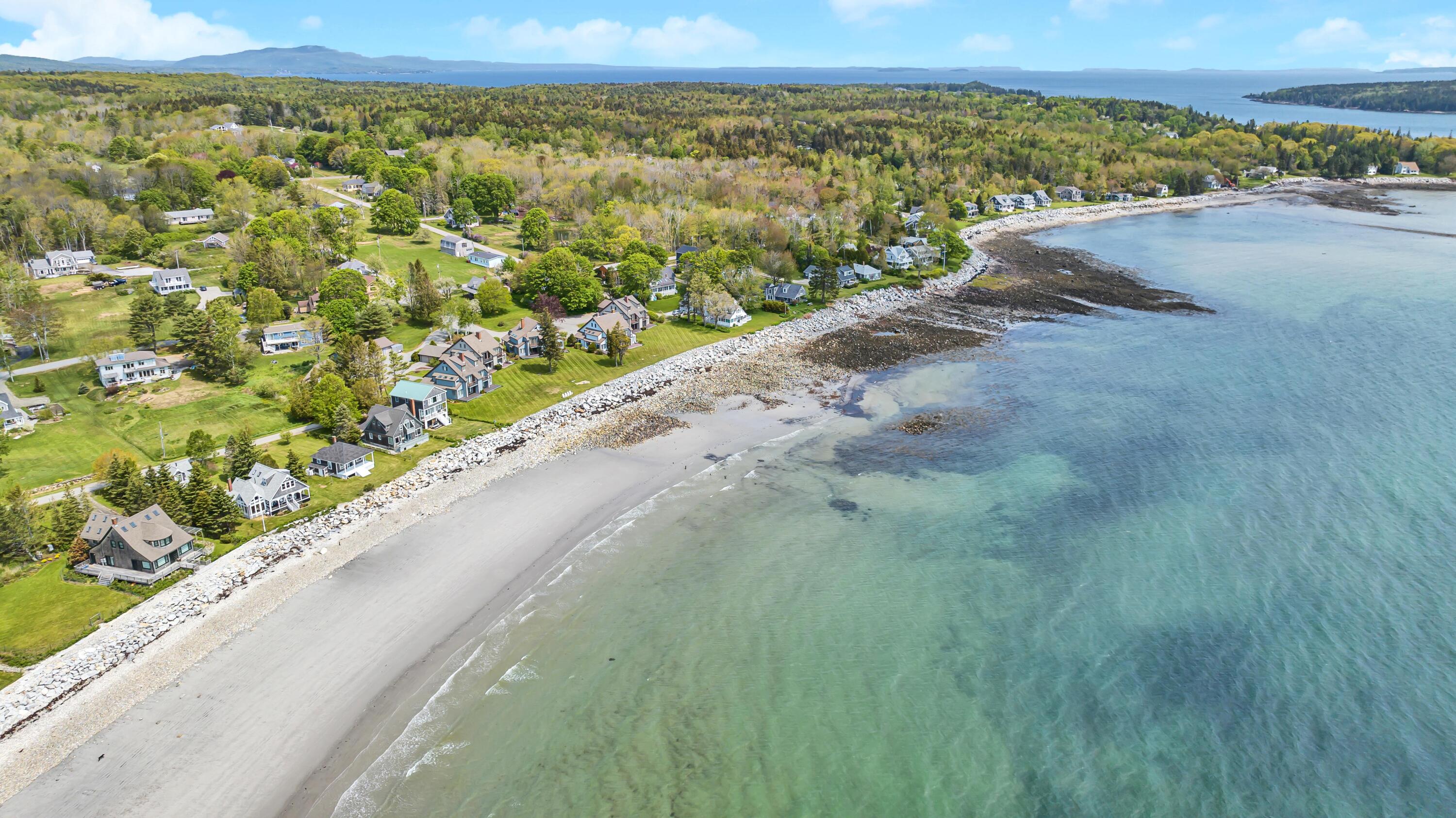 19 Crescent Beach Road, Owls Head, ME, 04854