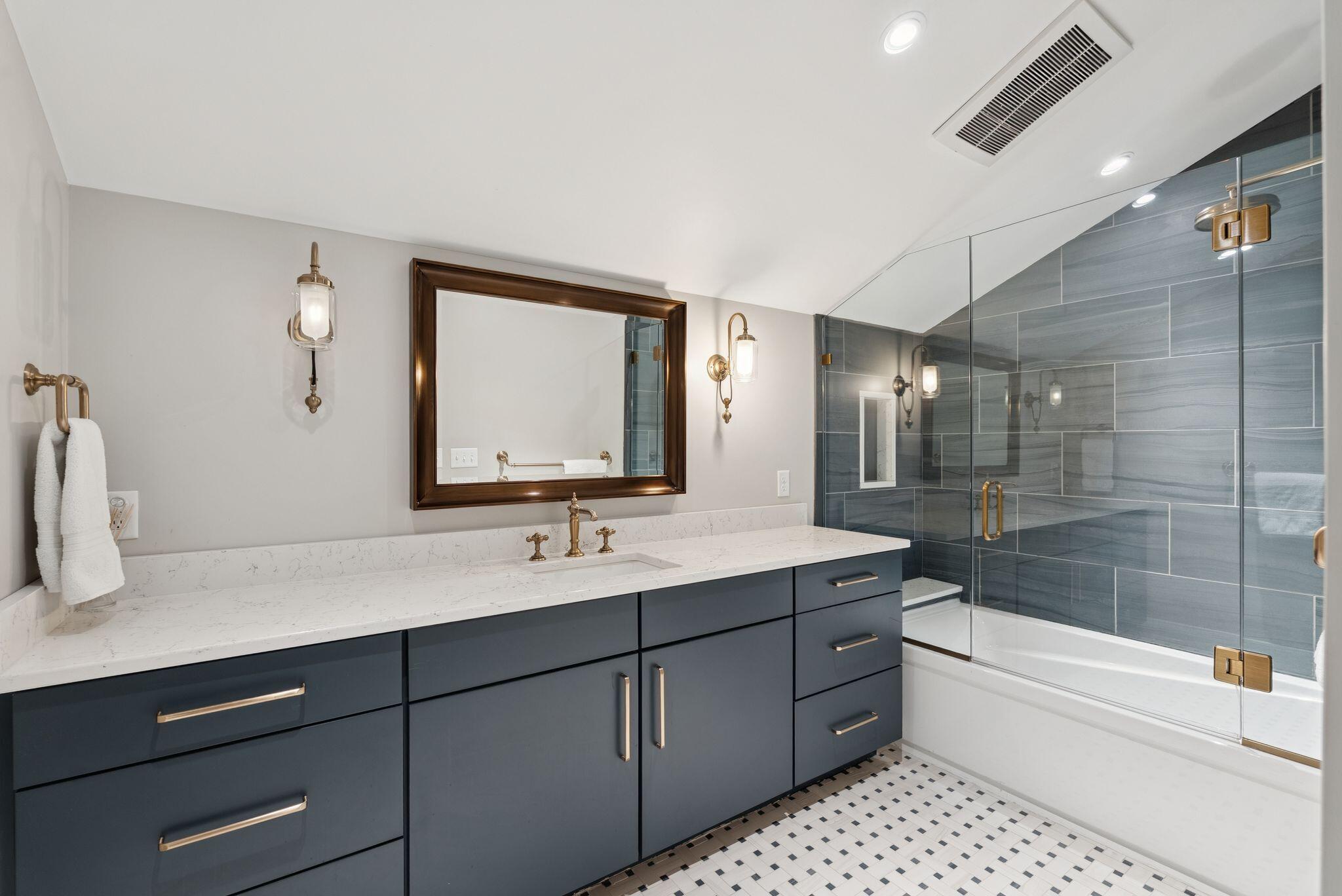 440 Blackstrap Road, Falmouth, ME, 04105