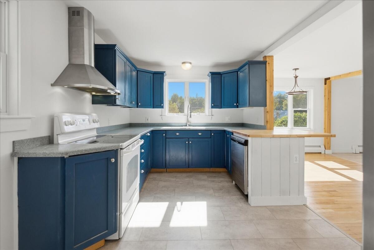 1827 Minot Avenue, Auburn, ME 04210 16-1-16
