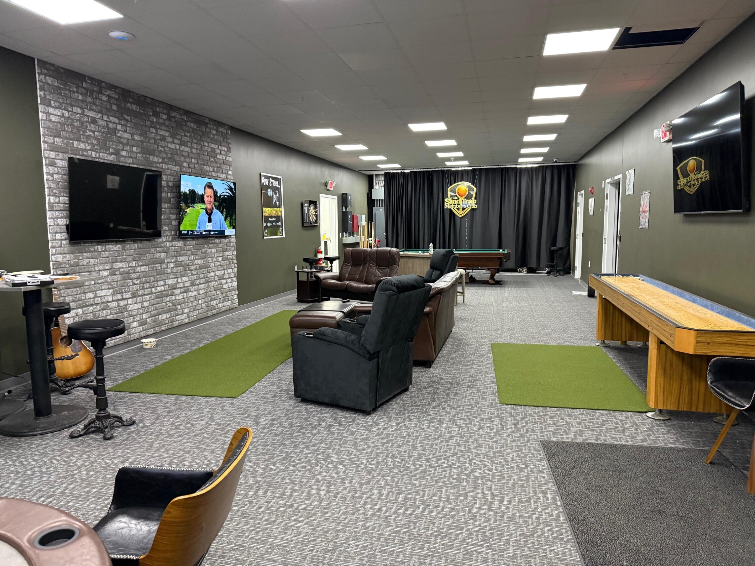 586 Lewiston Junction Road, Auburn, ME, 04210