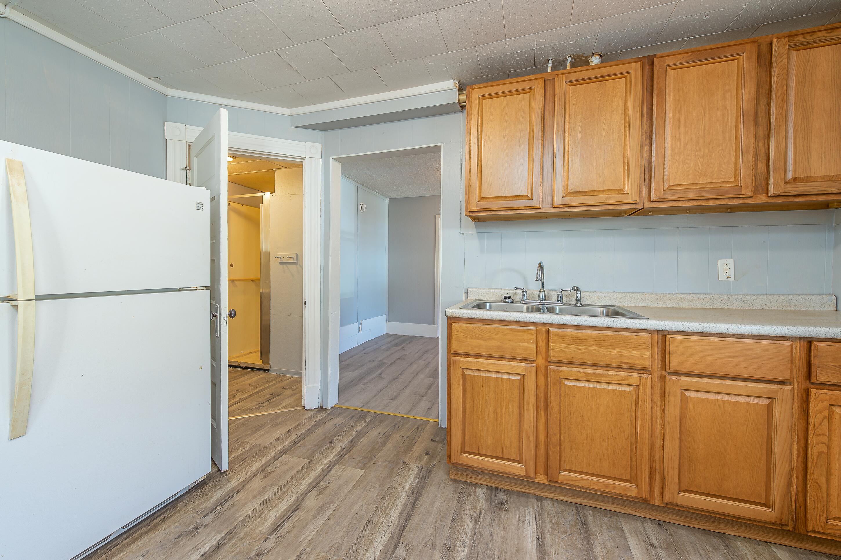 39 Carlton Avenue, Mexico, ME, 04257