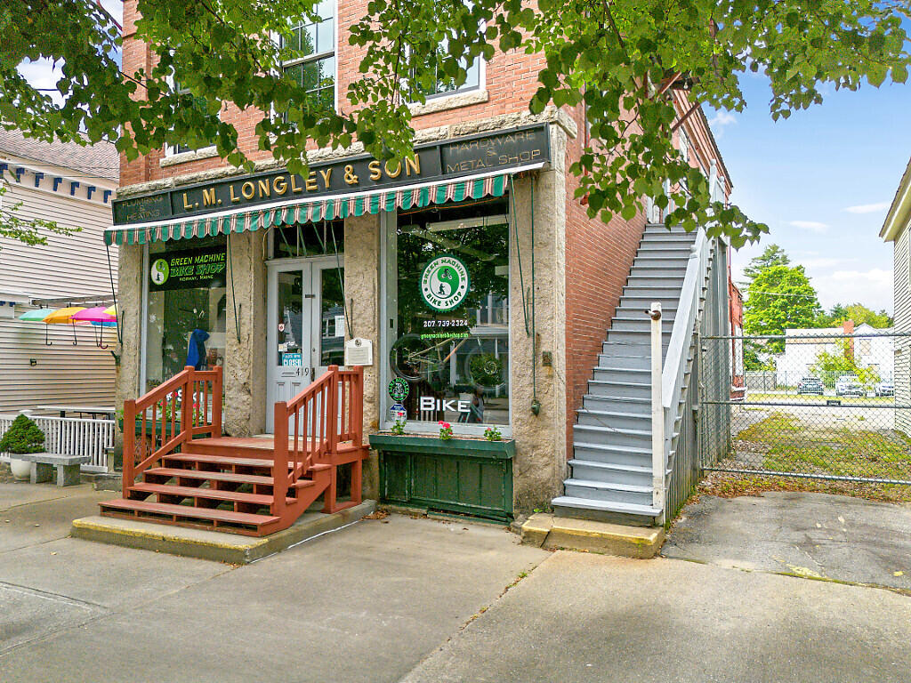 Photo of 419 Main Street Norway ME 04268