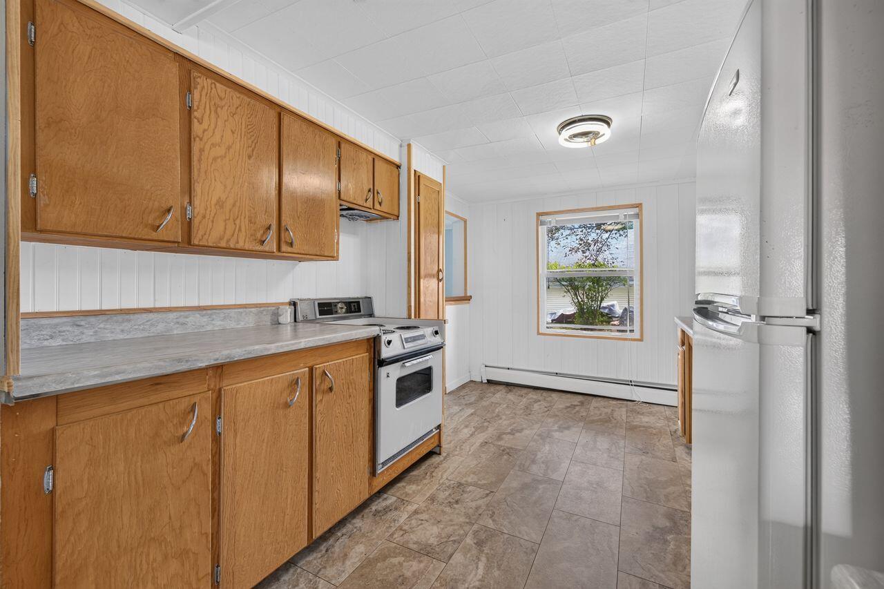 7 Bateman Street, Sanford, ME 04073 3G0A0384