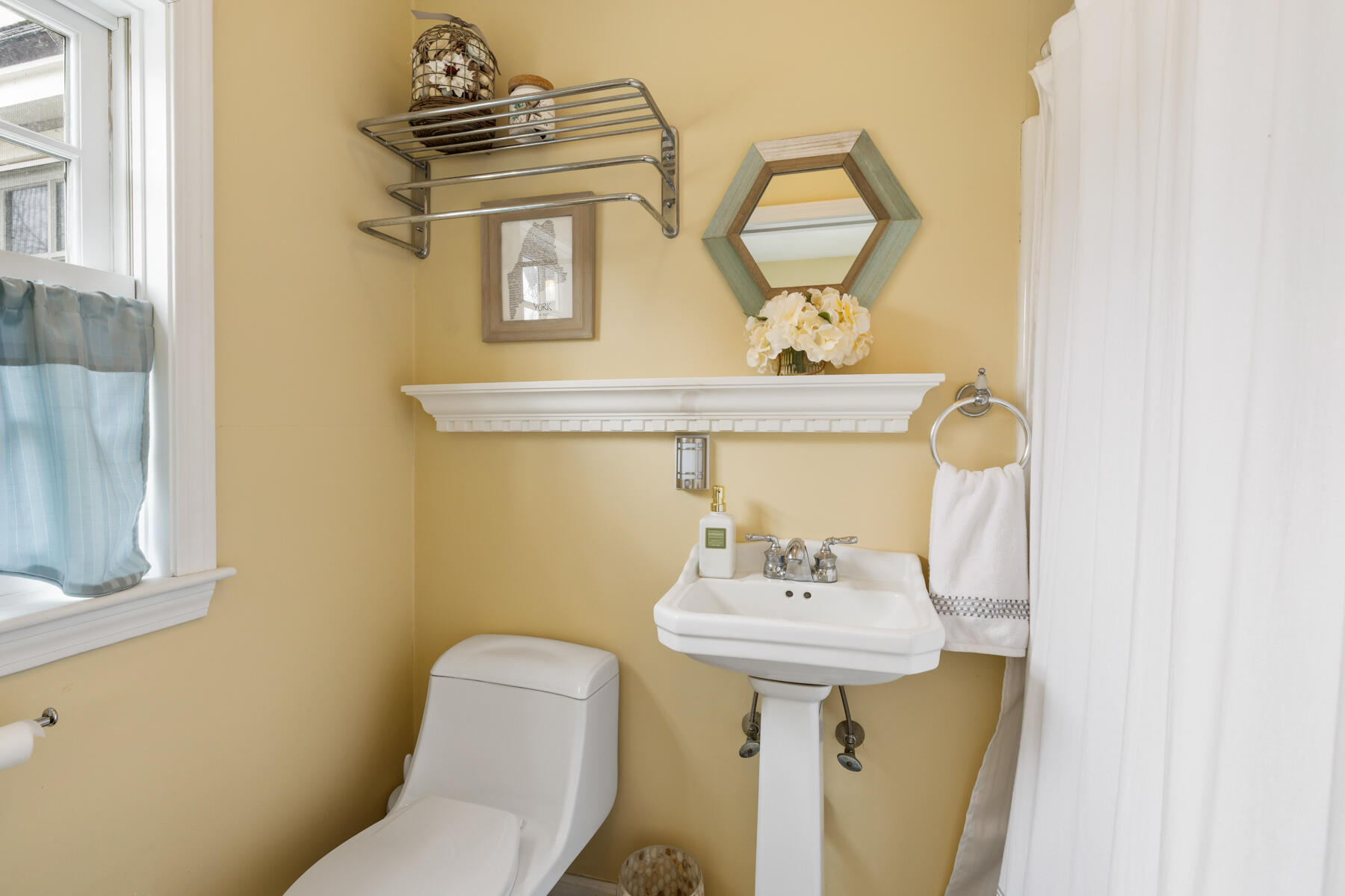 12 Kings Road, York, ME, 03909