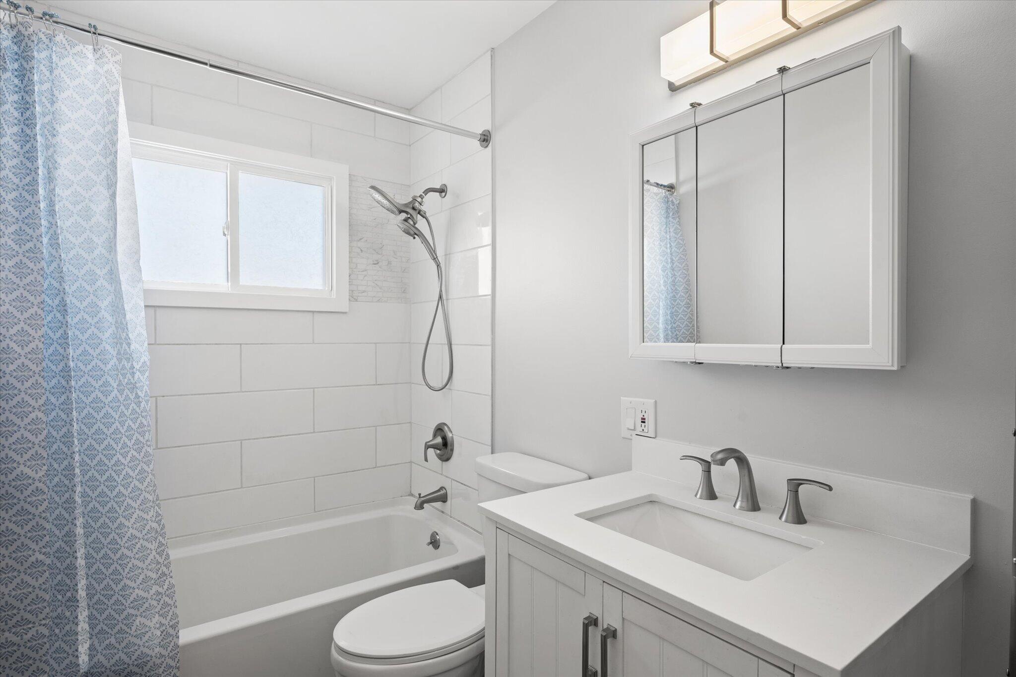 11 Westland Street, Bangor, ME, 04401