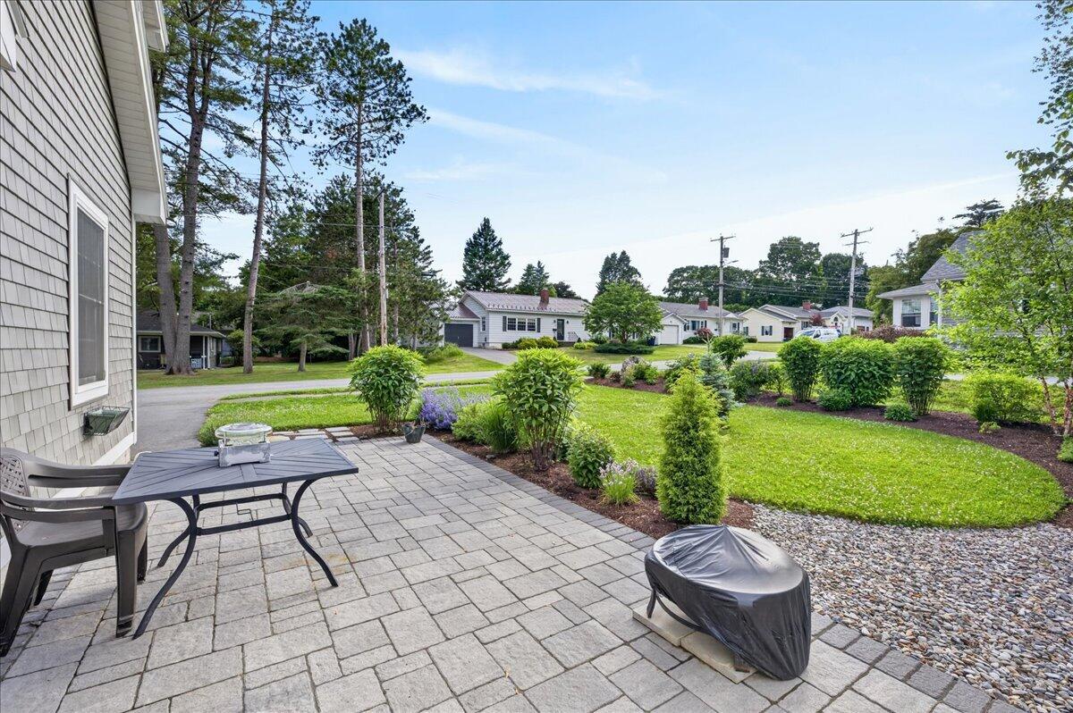 279 W Broadway, Bangor, ME 04401 60-297 W. Broadway-22