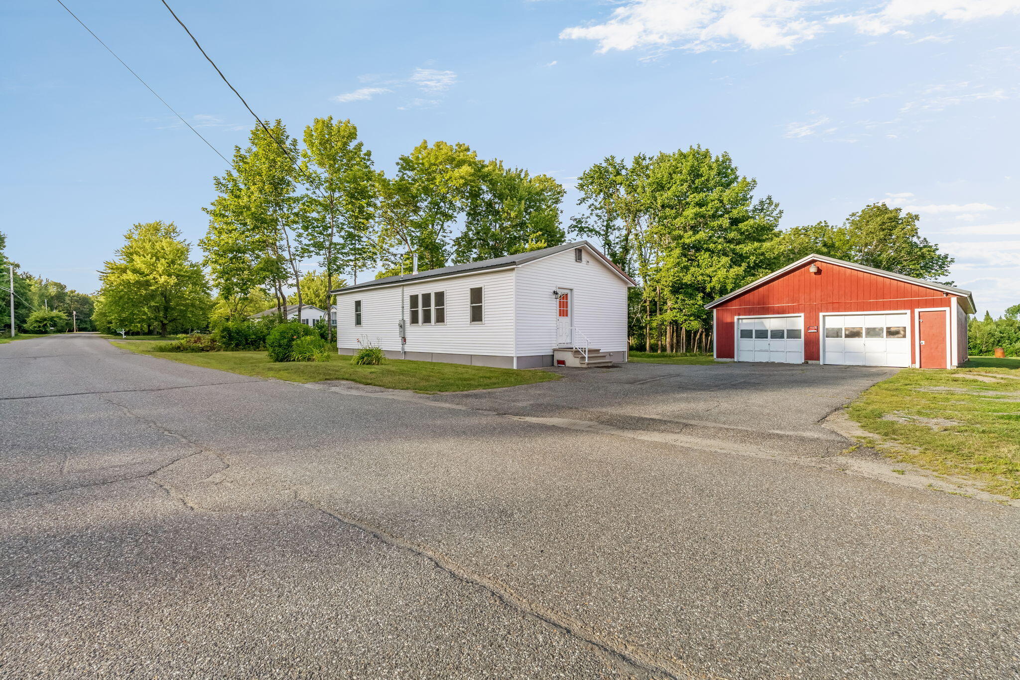Photo of 364 Turnpike Road Medway ME 04460