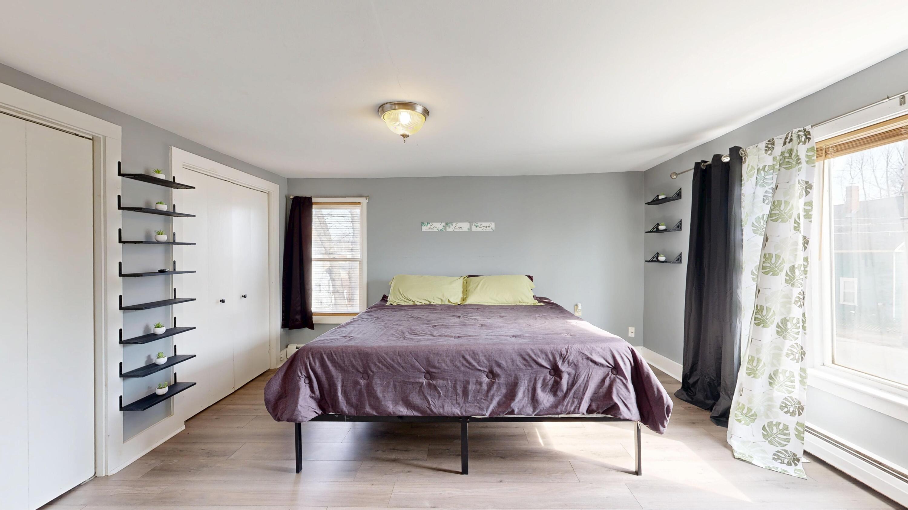 26 Holland Street, Lewiston, ME, 04240