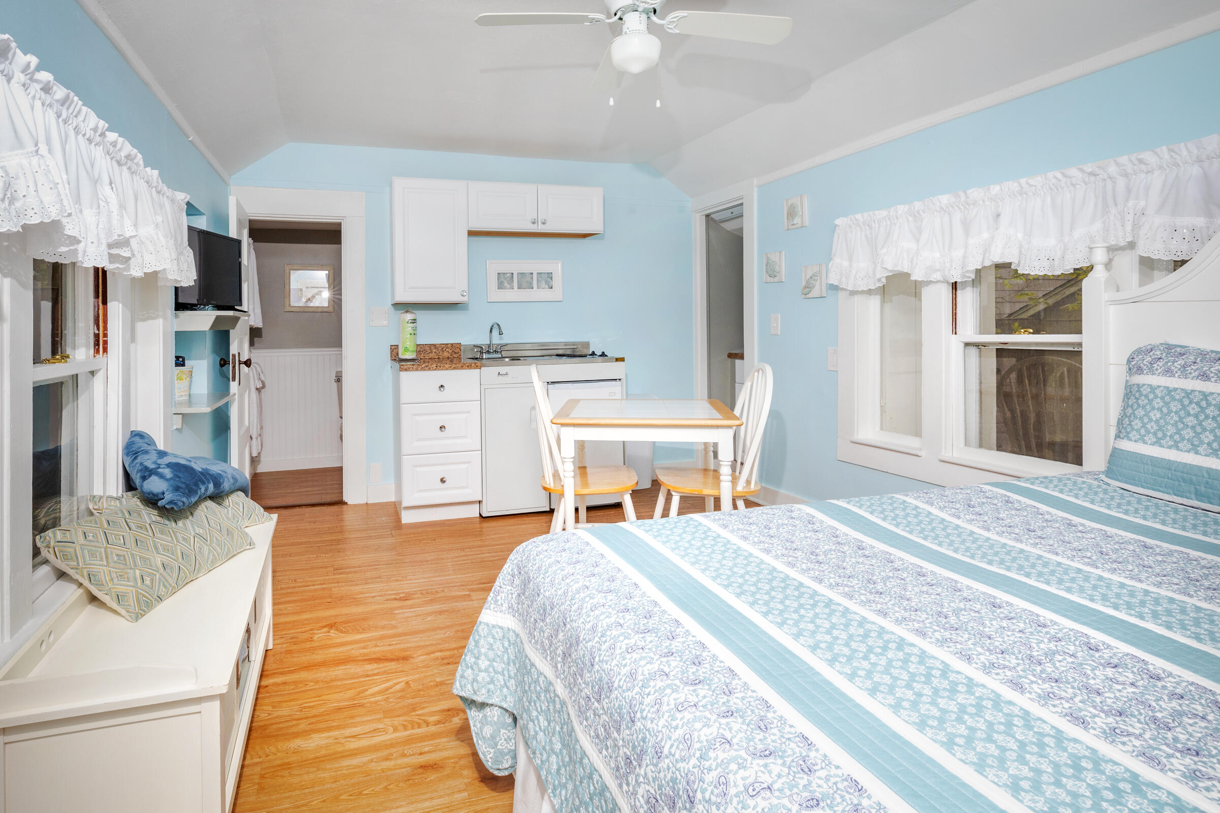 2 River Road, York, ME, 03902