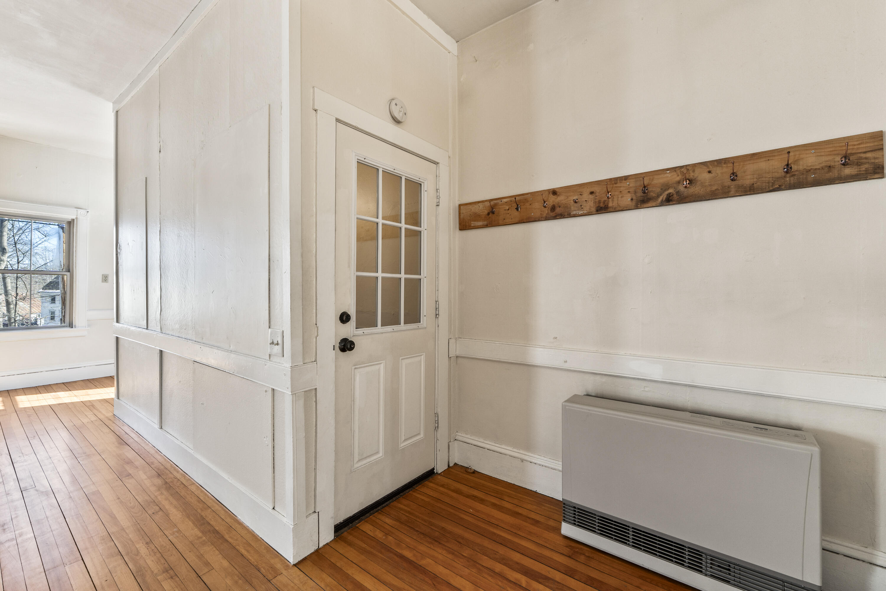 38 Main Street, Topsham, ME, 04086