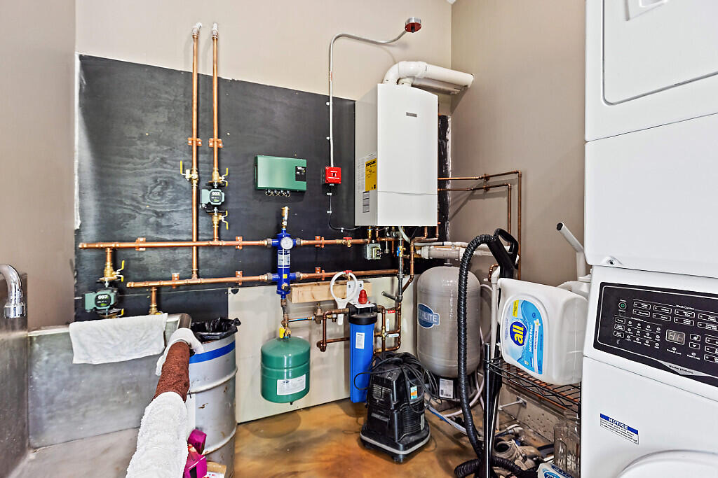 167 (house) Town Farm Road, Anson, ME, 04958