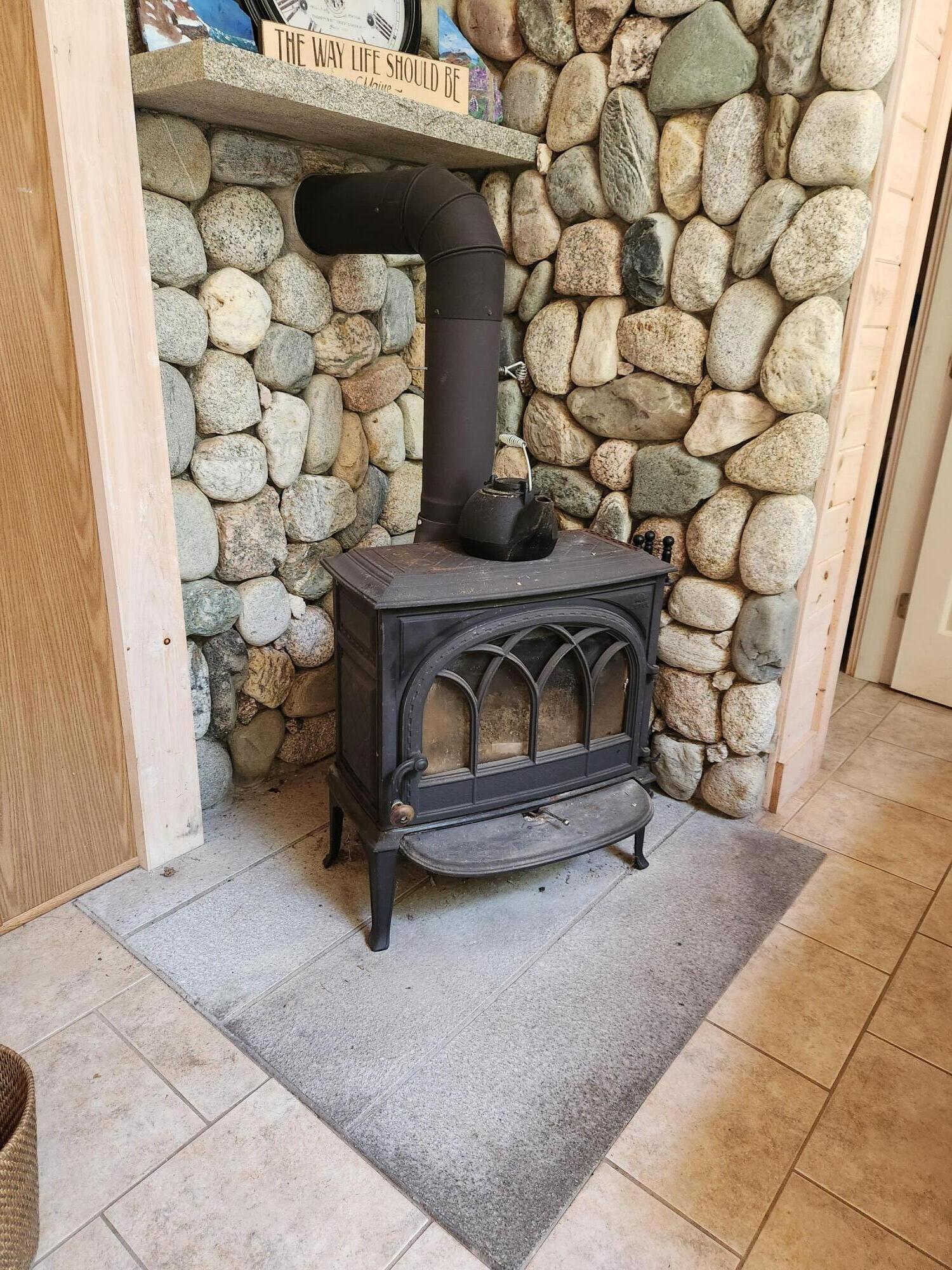 40 Moosepath Lane, Searsport, ME, 04974