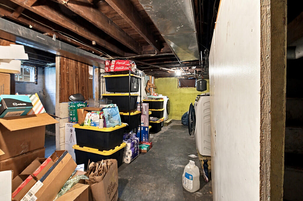 12 & 14 Boothby Street, Waterville, ME 04901 60_BP5A5542_DxO_mls