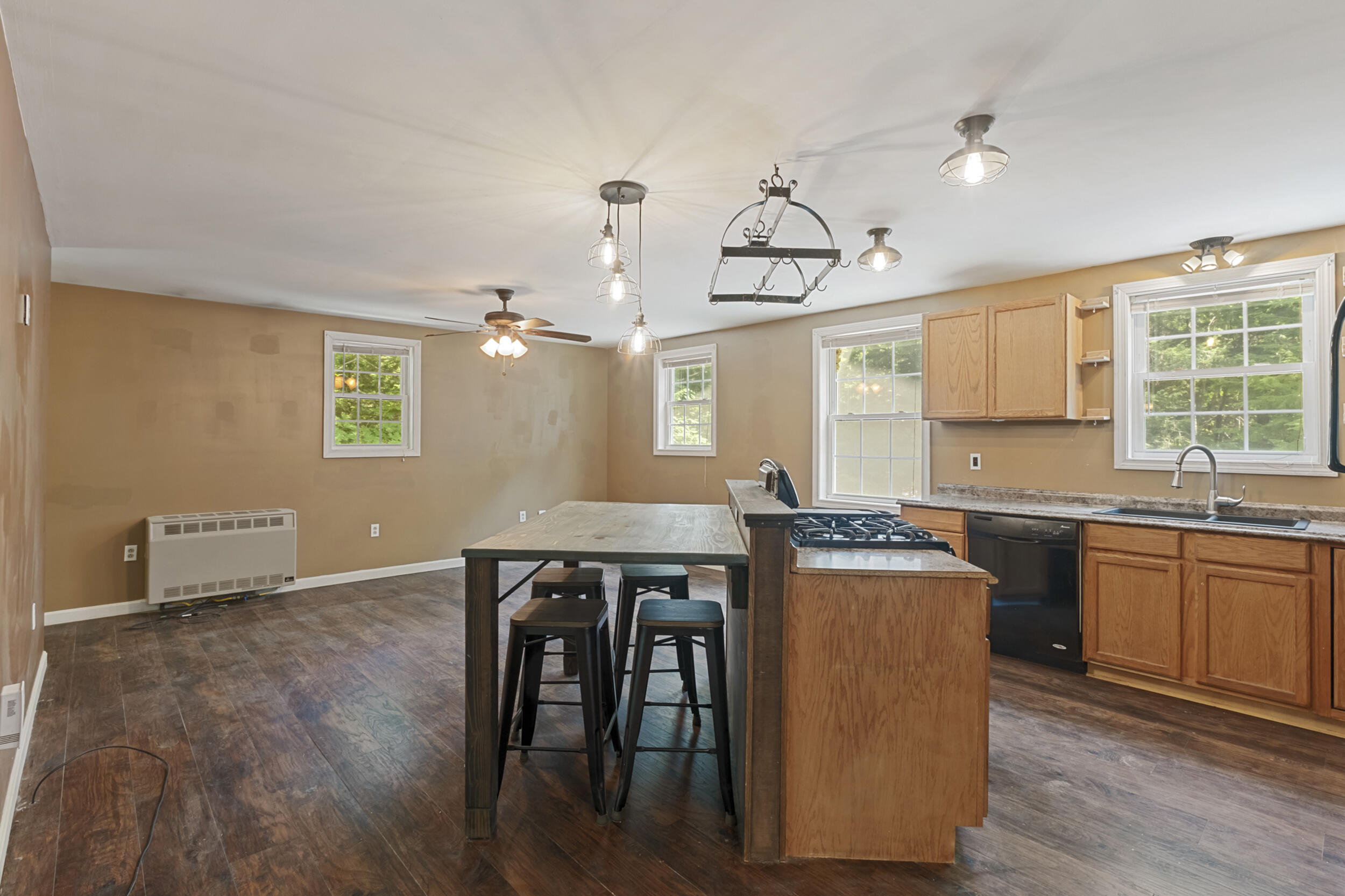 96_taylor_woods-interior-28