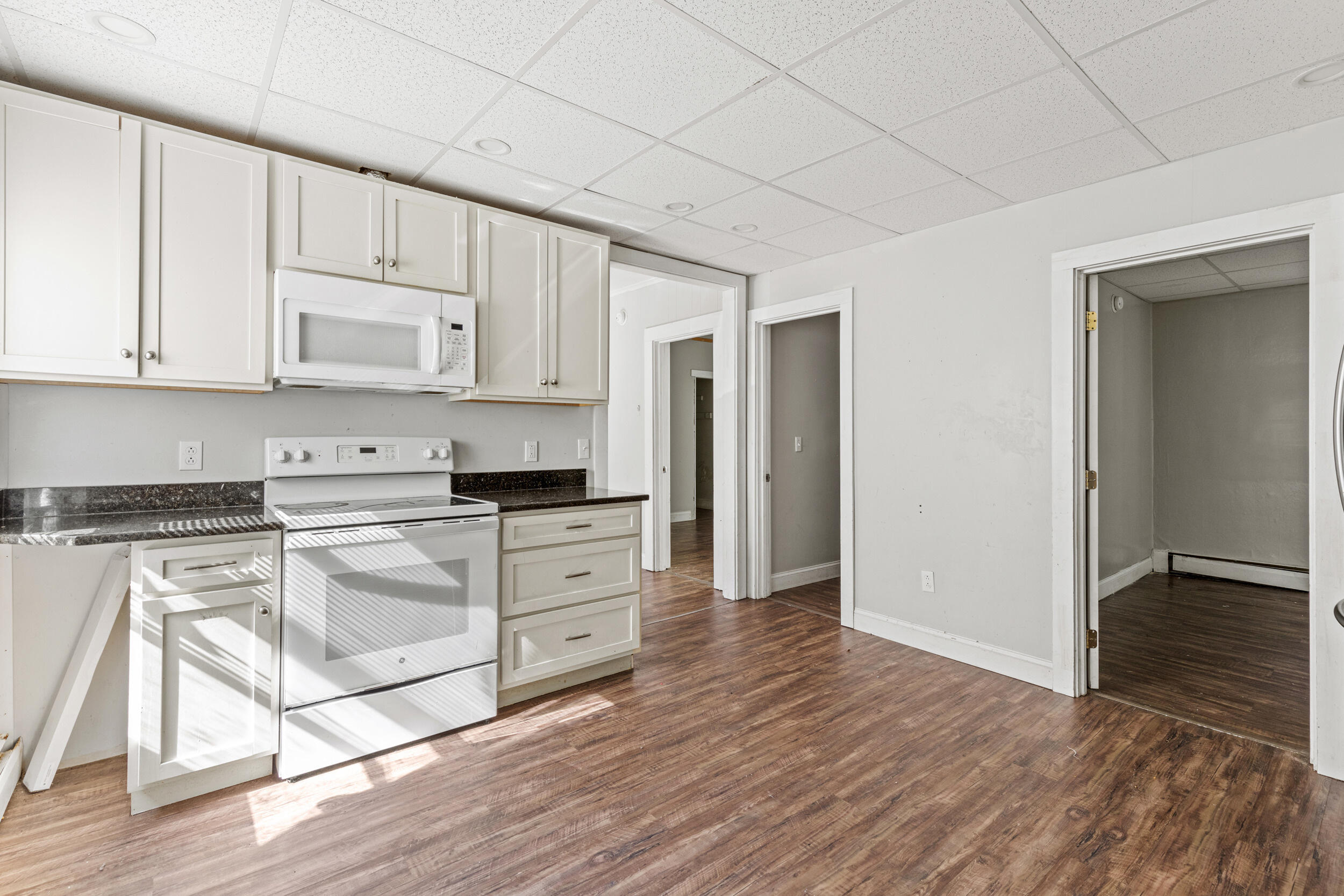 174 Bartlett Street, Lewiston, ME, 04240