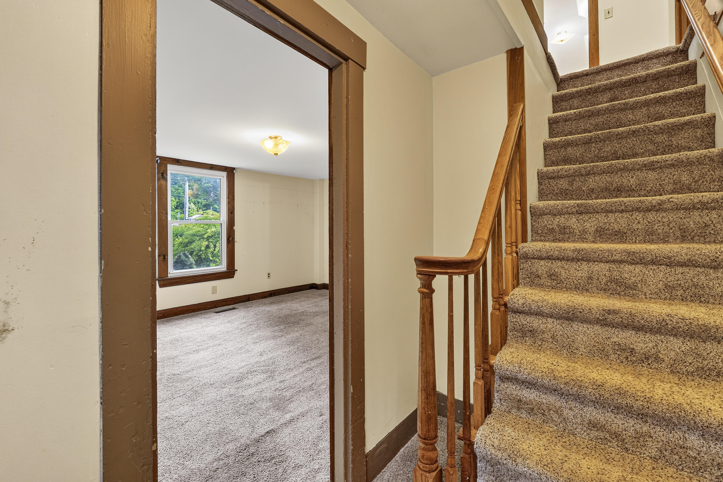 3 Leighton Rd_125