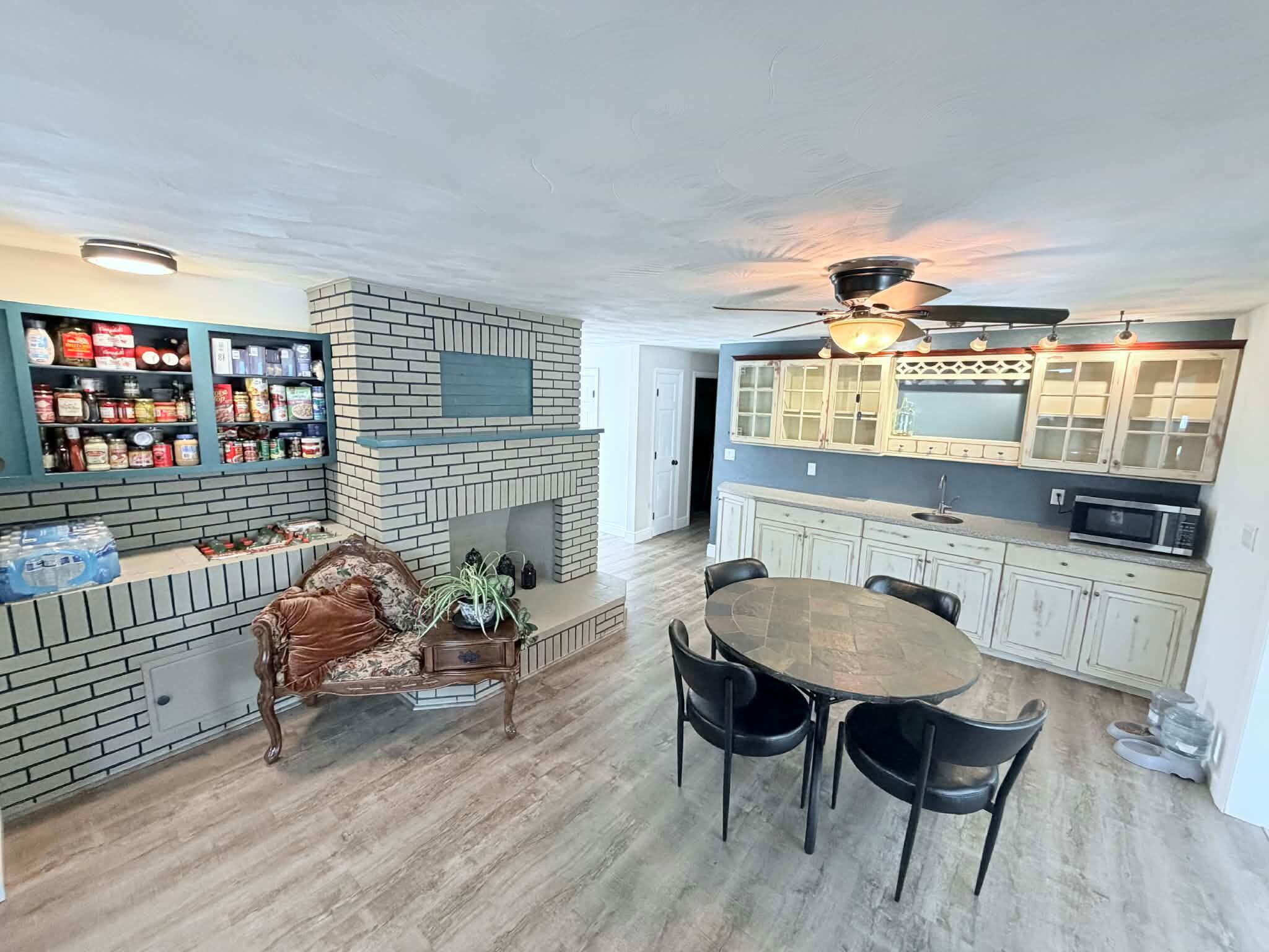 18 Martin Heights, Raymond, ME, 04071