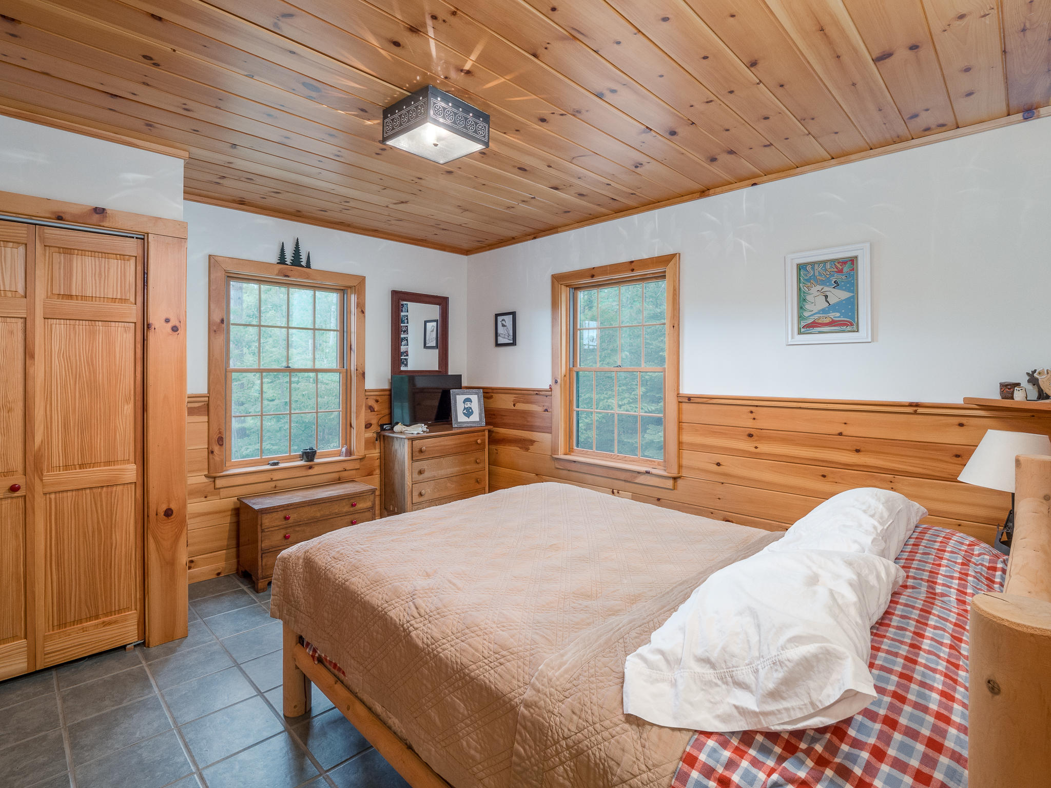 20 Hickory Drive, Woodstock, ME, 04219-2003