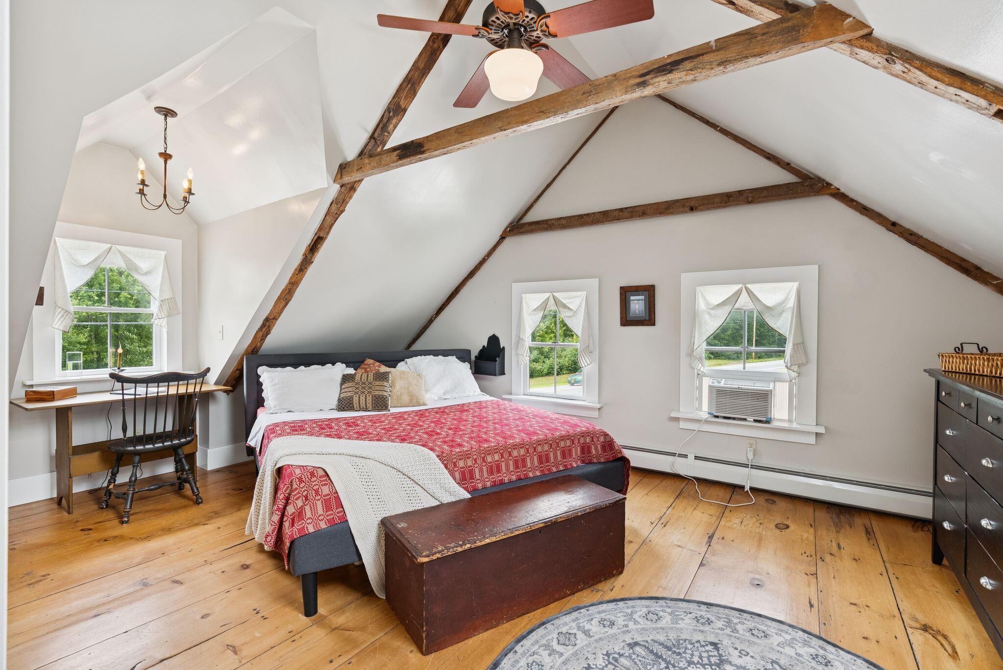 305 River Road, Hollis, ME, 04042