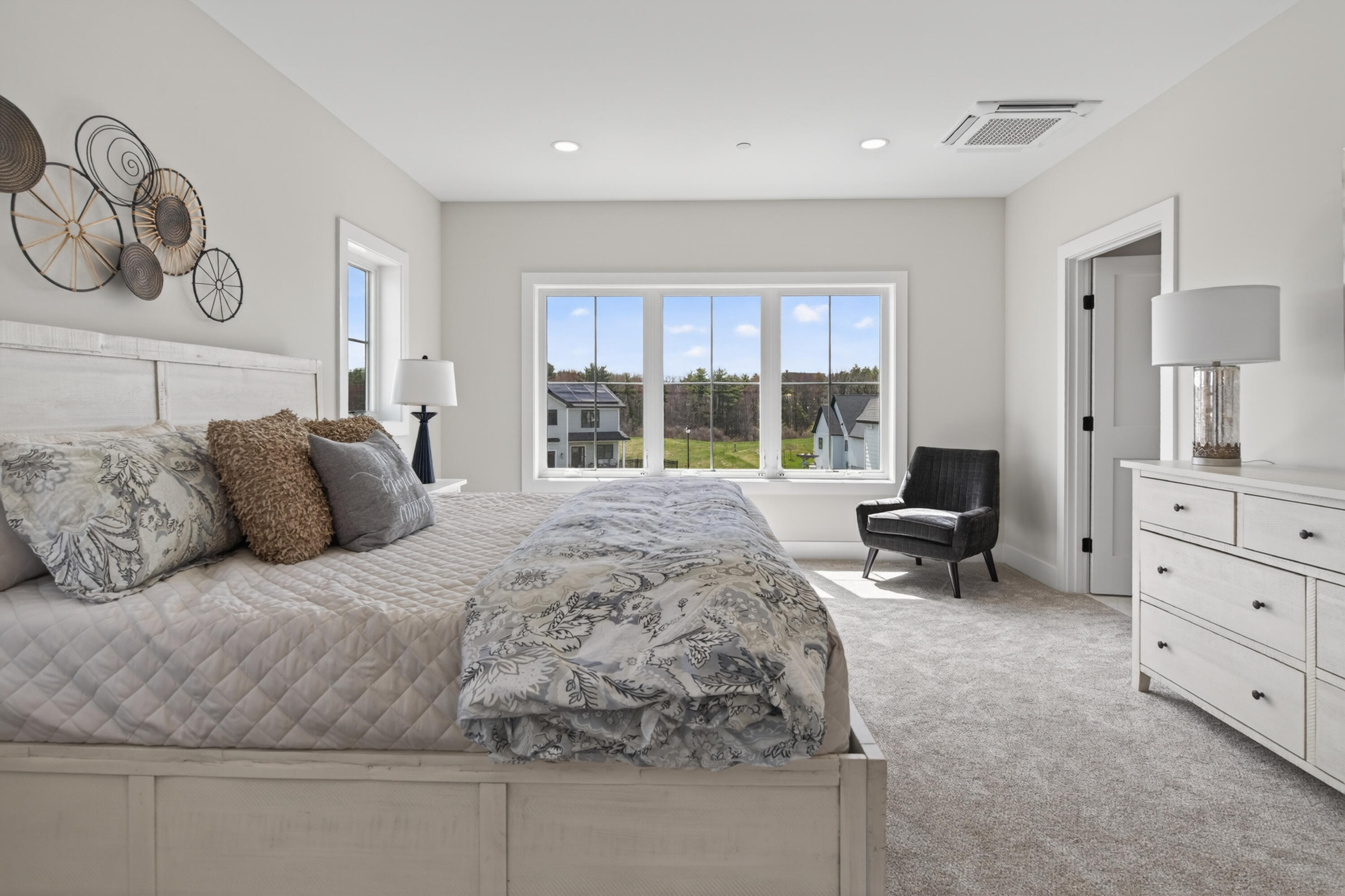 163 Owl's Nest Road, Portland, ME 04102 Primary suite with some nice distant views