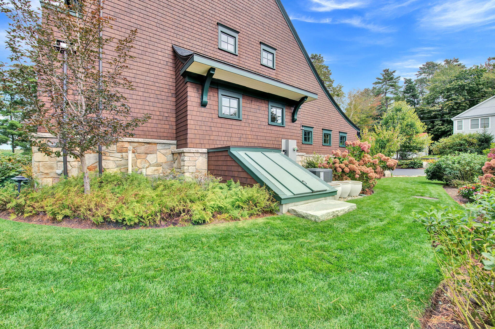 38 Crescent Avenue