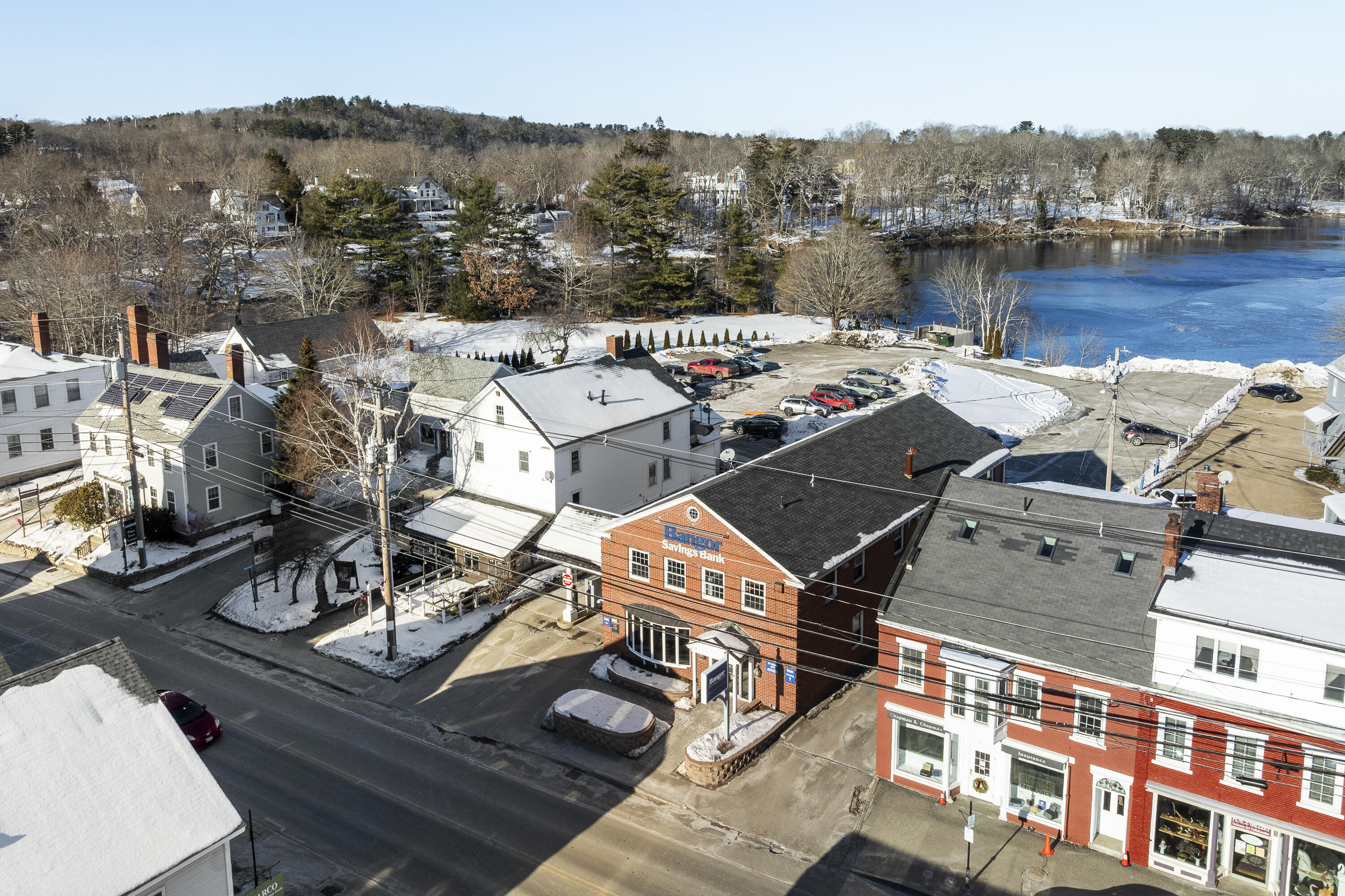 100 Main Street, Damariscotta, ME, 04543