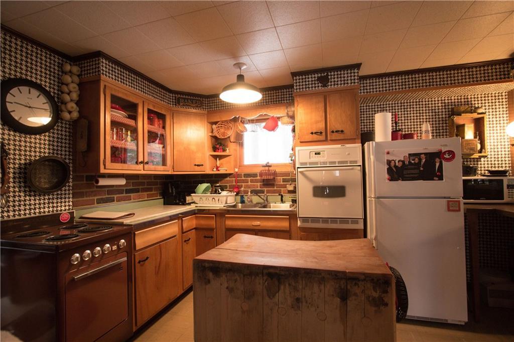 34 Oak Road, Greenwood, ME, 04255