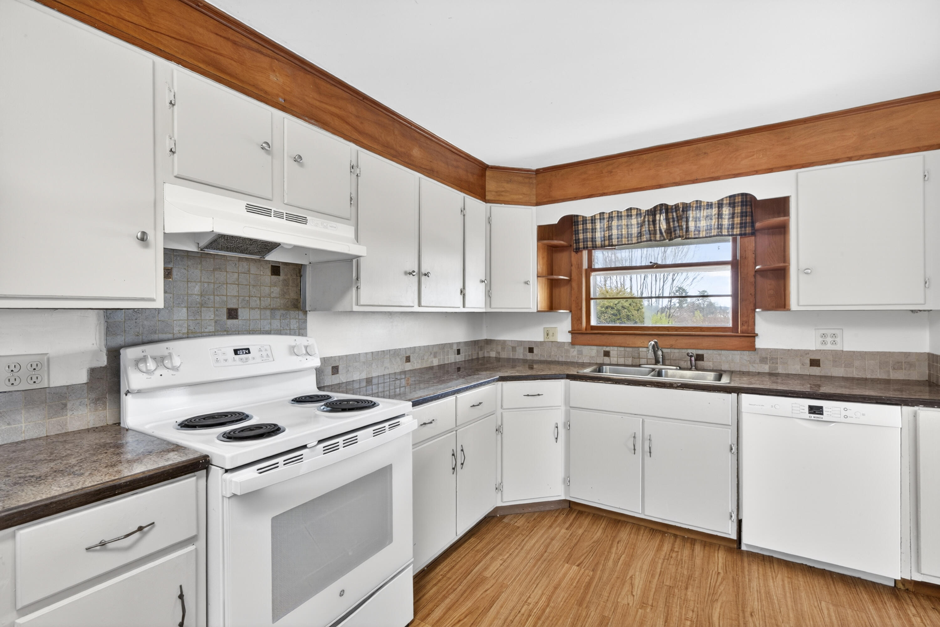 1217 Cape Jellison Road, Stockton Springs, ME 04981 26-1217CapeJellison-StocktonSprings-KS