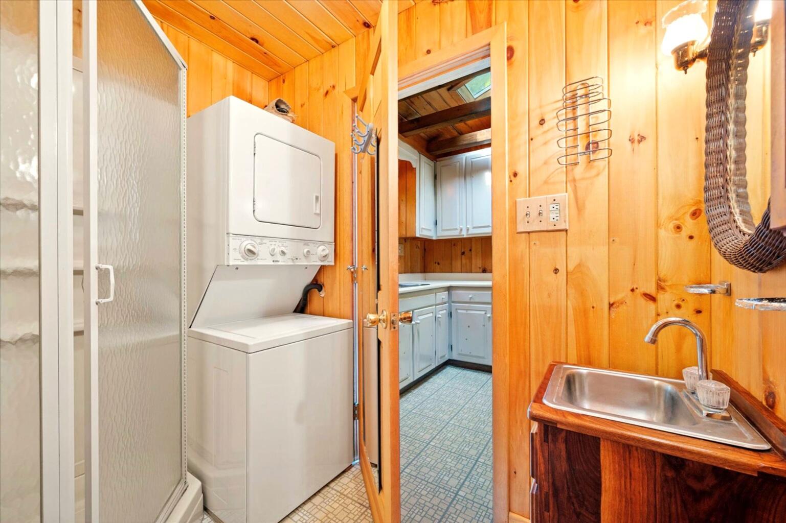 562 Rays Point Road, Milbridge, ME 04658 Laundry facilities in guest cottage