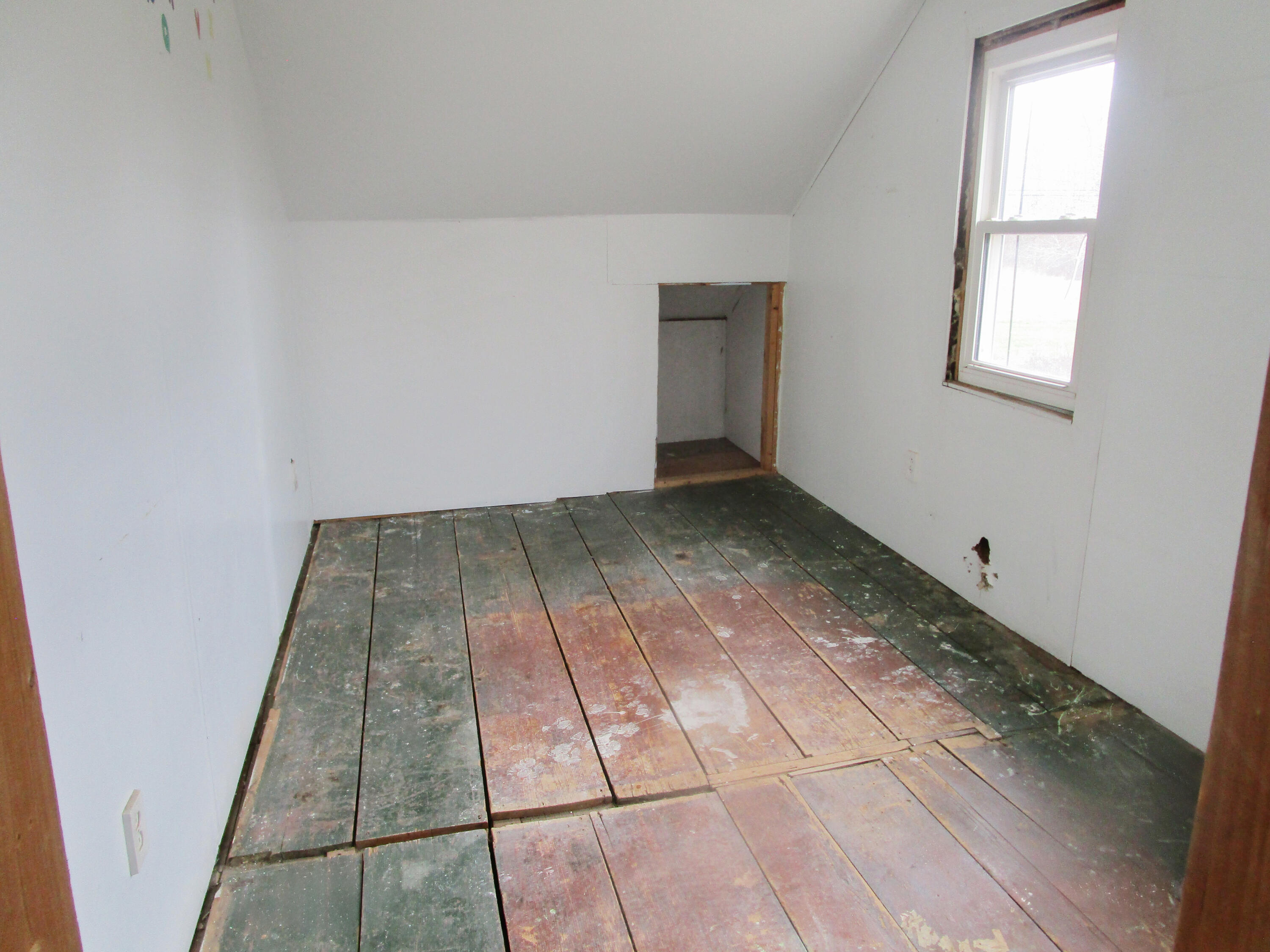 121 Stage Road, Etna, ME 04434 IMG_3973