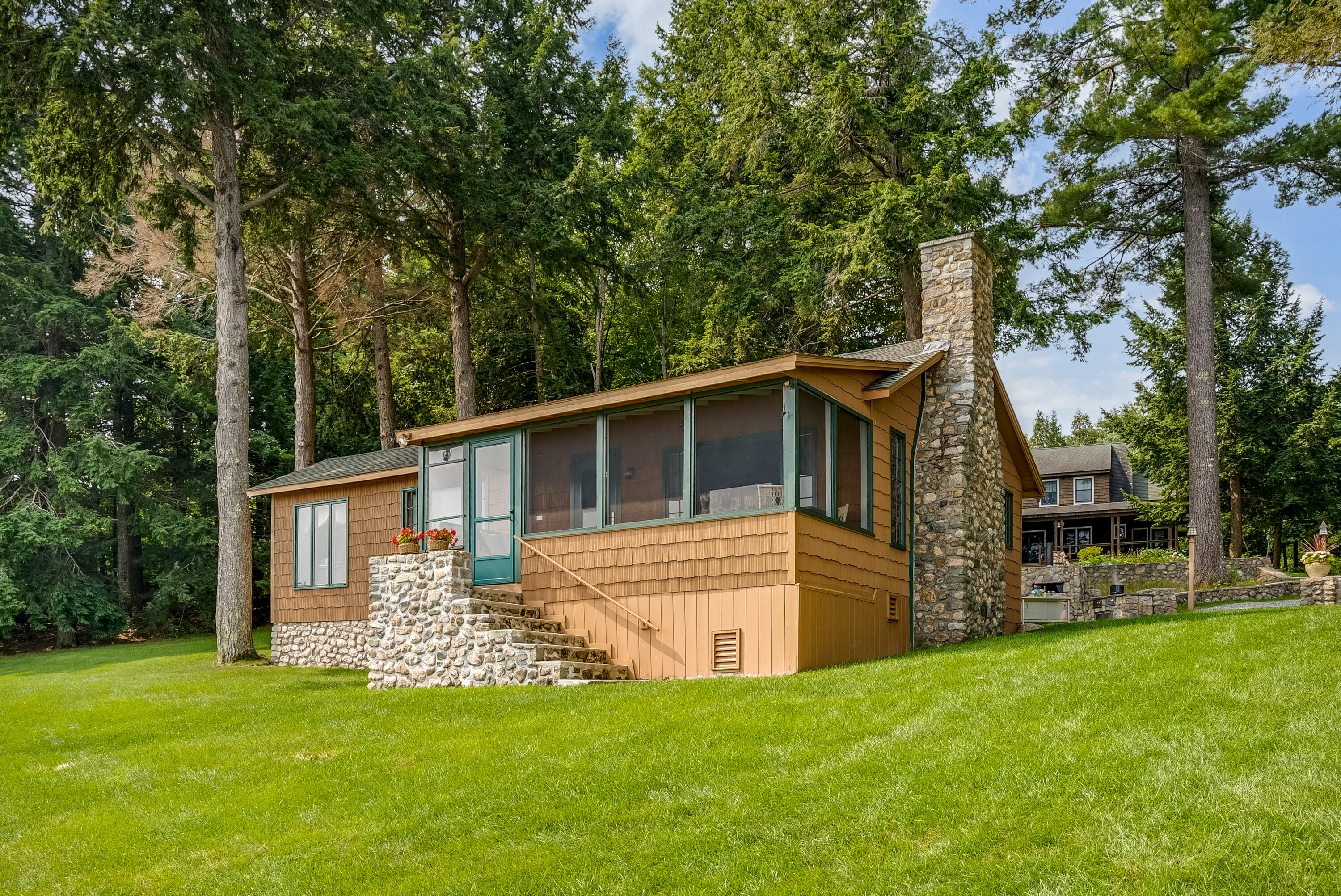 224 Ledges Road S, Naples, ME, 04055