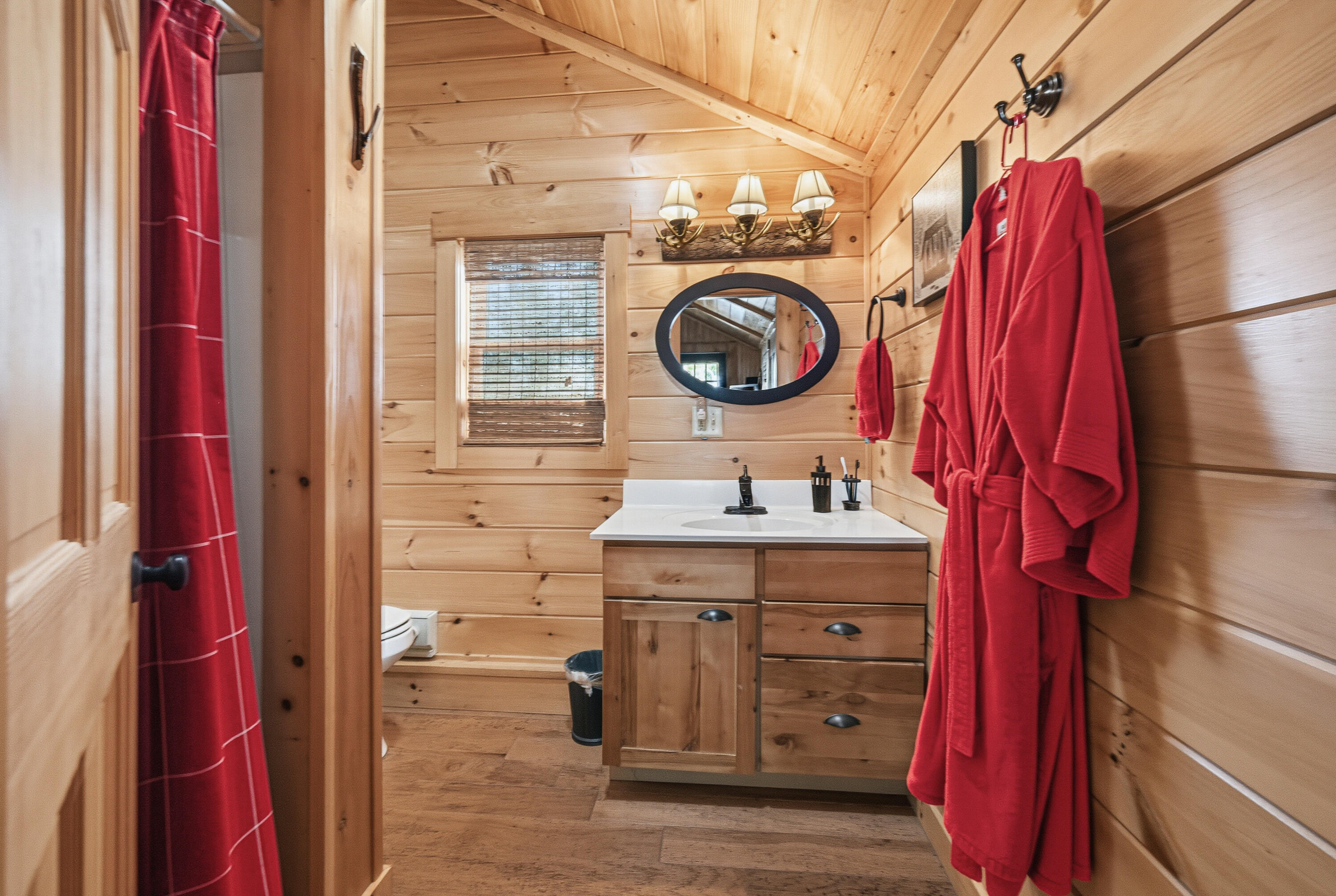 99 Abena Shores, Belgrade, ME, 04917