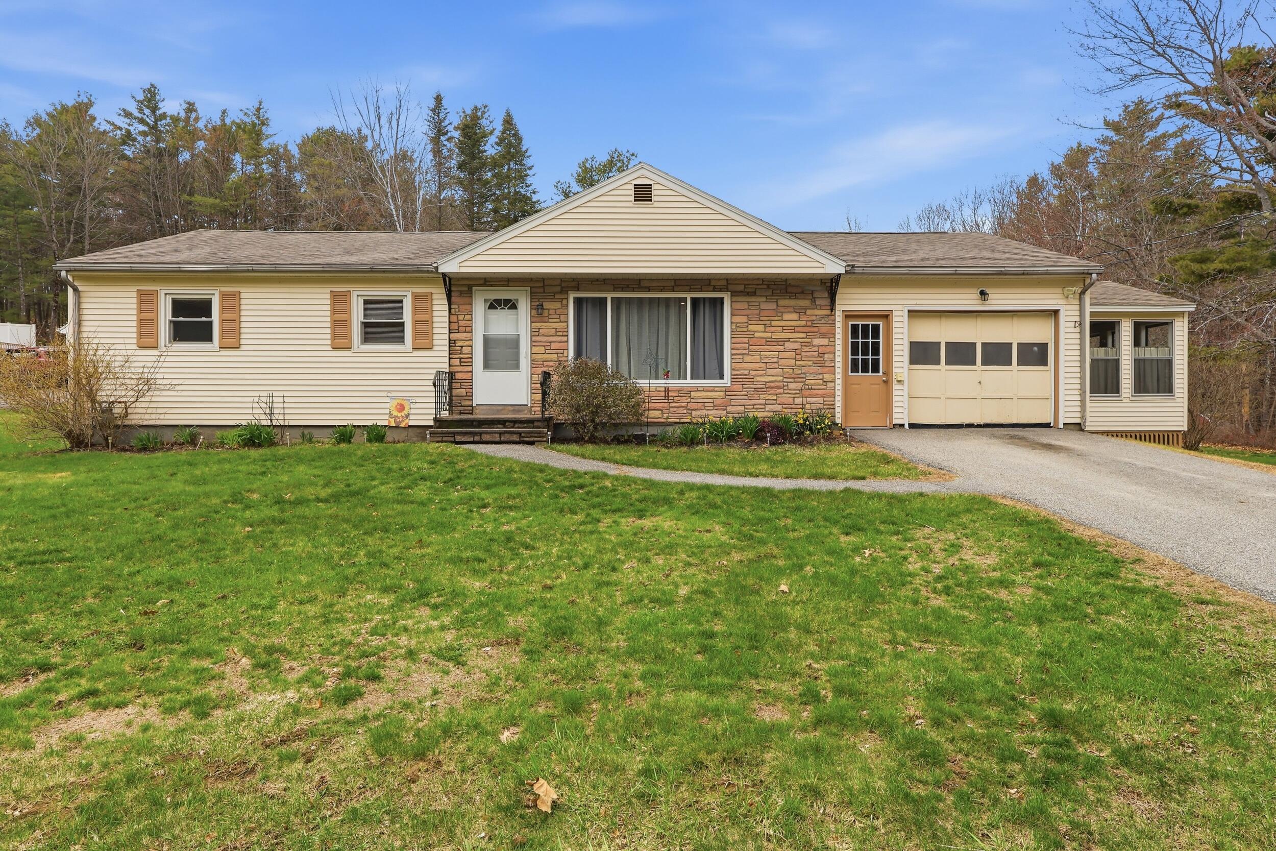 1115 River Road, Bucksport, ME, 04416