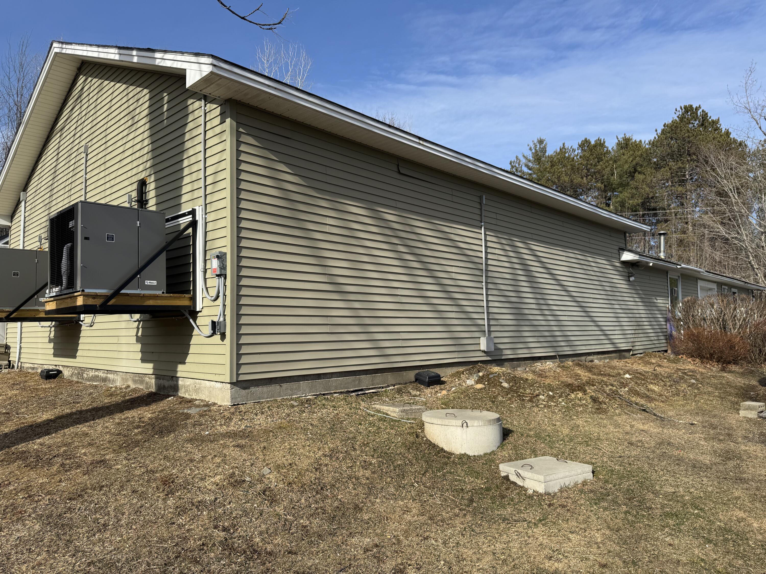 1225 W Main Street, Dover-foxcroft, ME, 04426