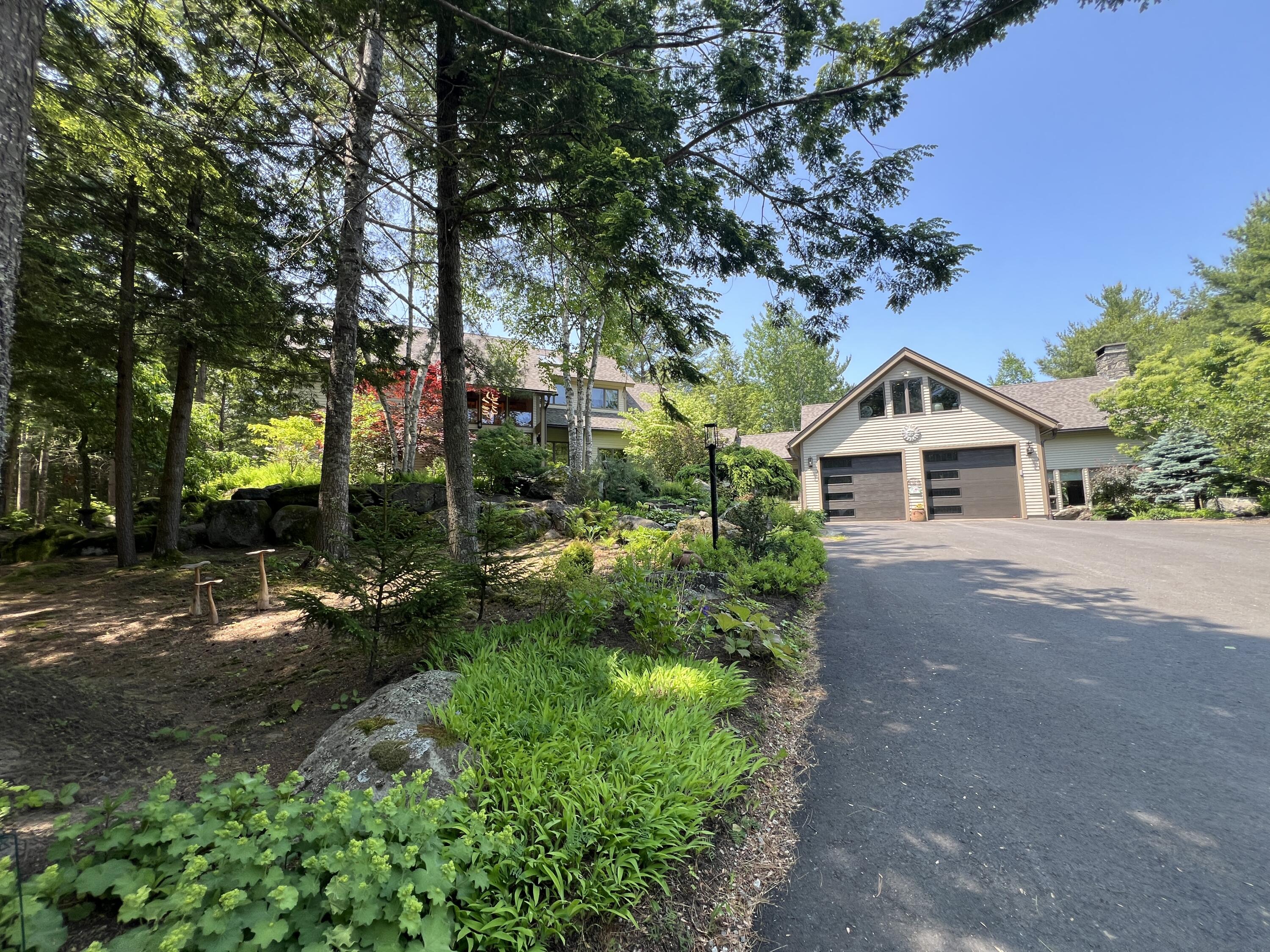 291 Molyneaux Road, Camden, ME, 04843