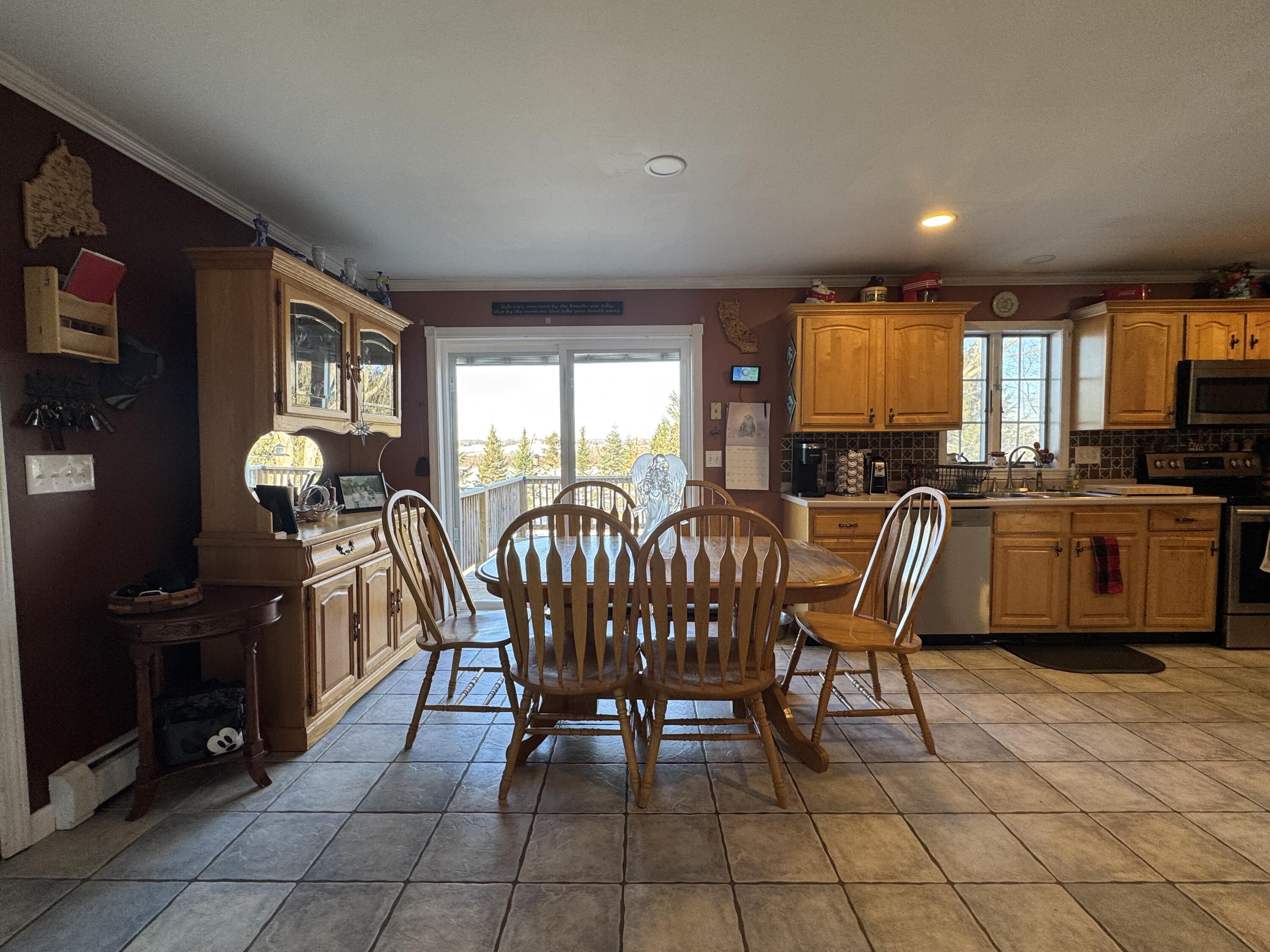 387 Exeter Road, Corinth, ME, 04427