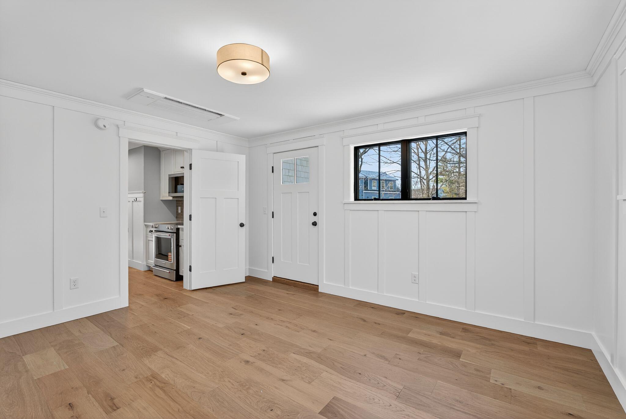 142 Main Street, Kennebunkport, ME, 04046