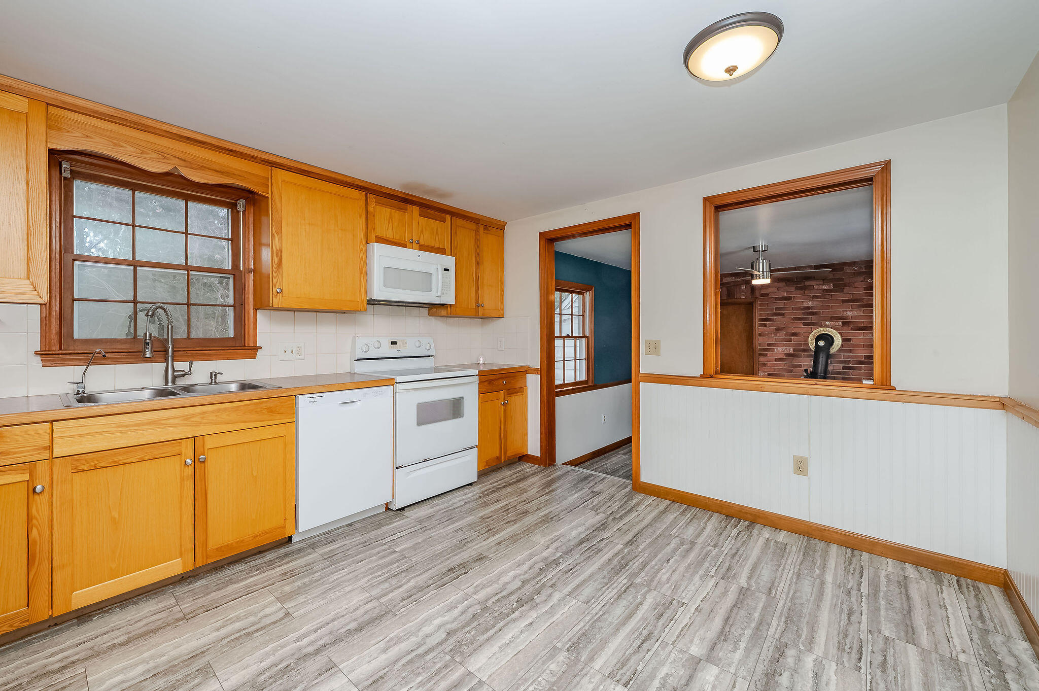 14 Oak Woods Road, North Berwick, ME, 03906