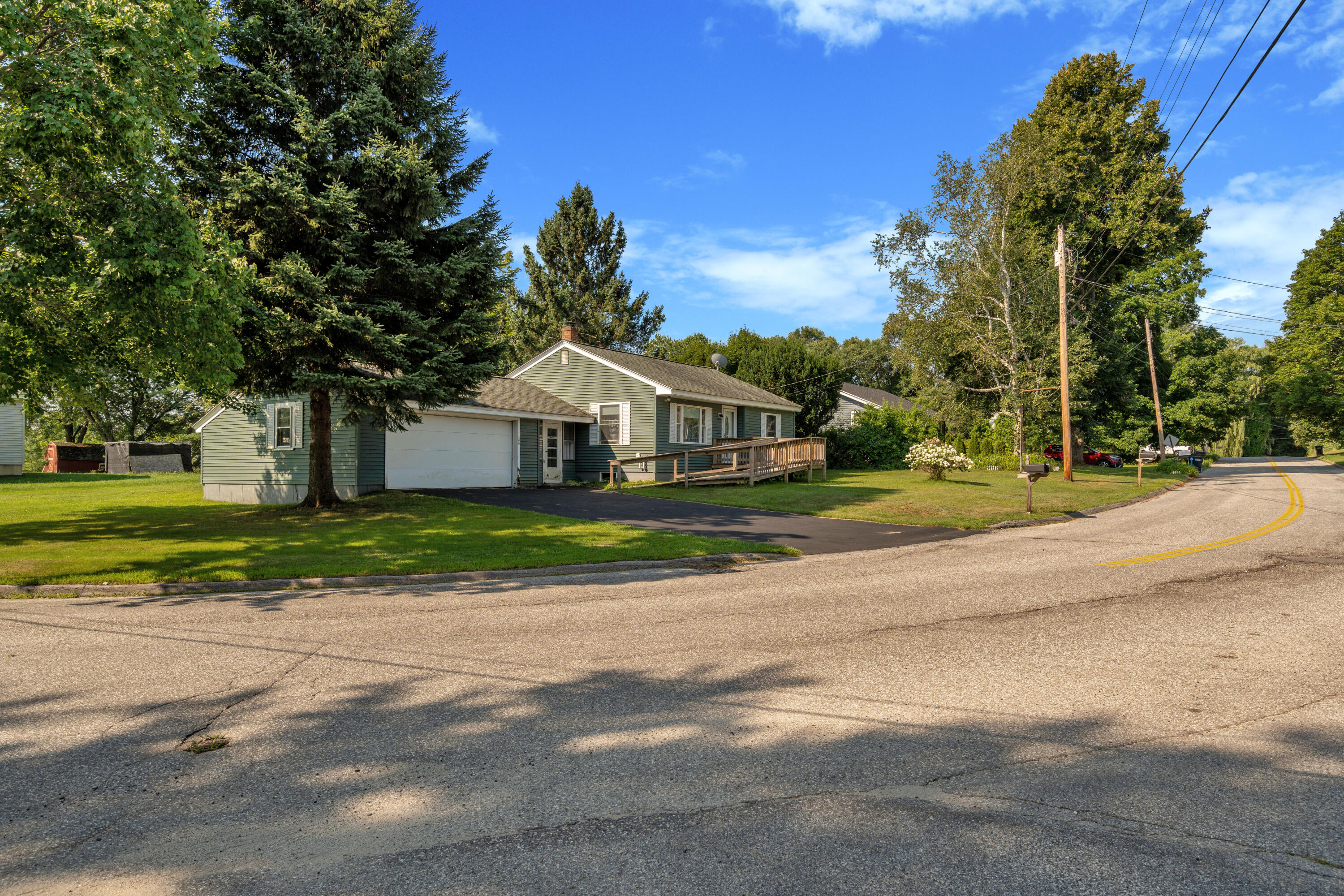 196 Stevens Mill Road, Auburn, ME 04210 Exterior