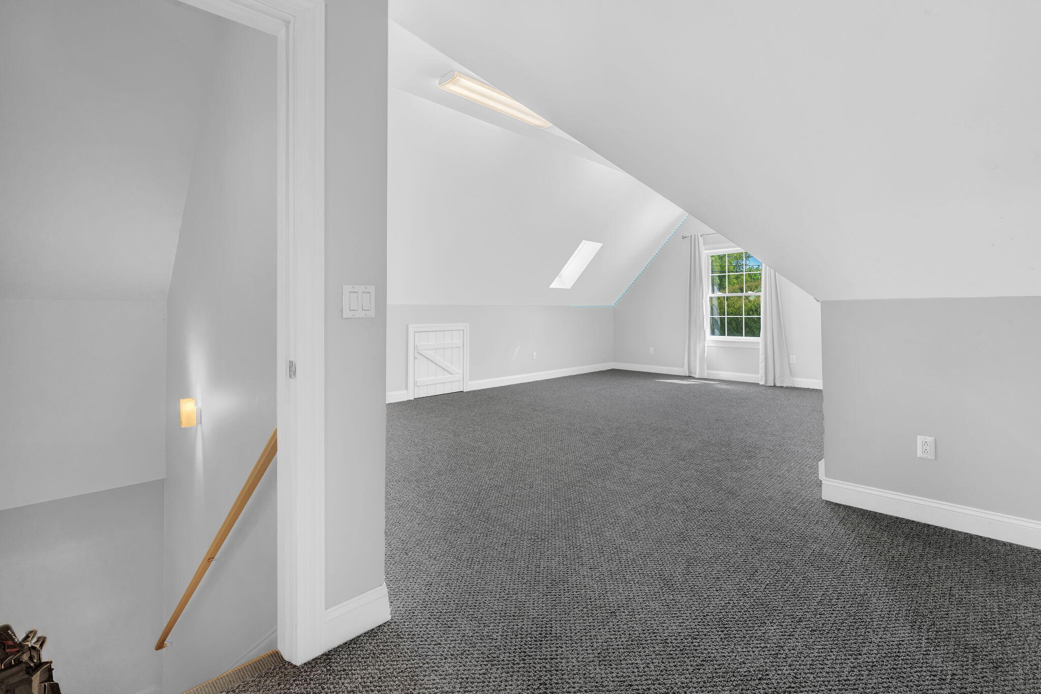 55-web-or-mls-40-hillview-dr