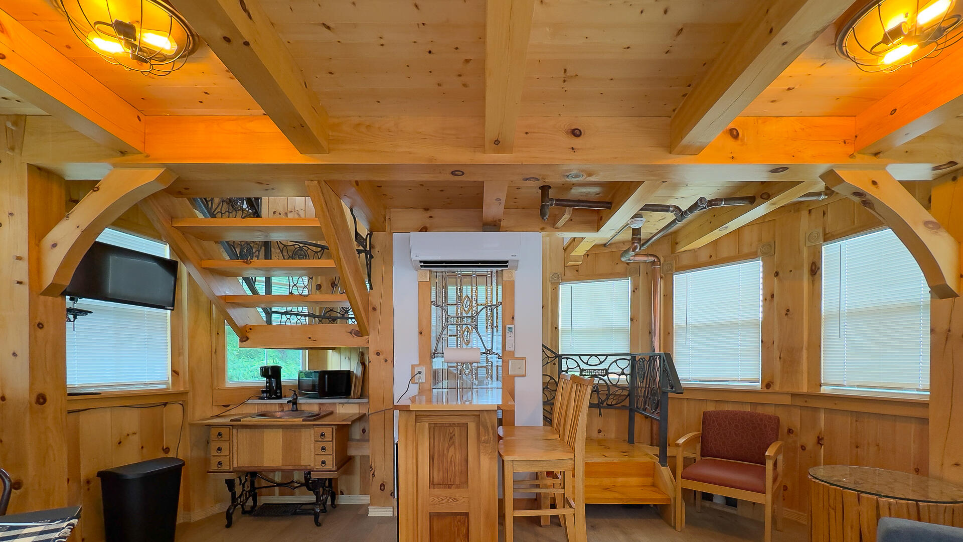 679 Roosevelt Trail, Naples, ME, 04055