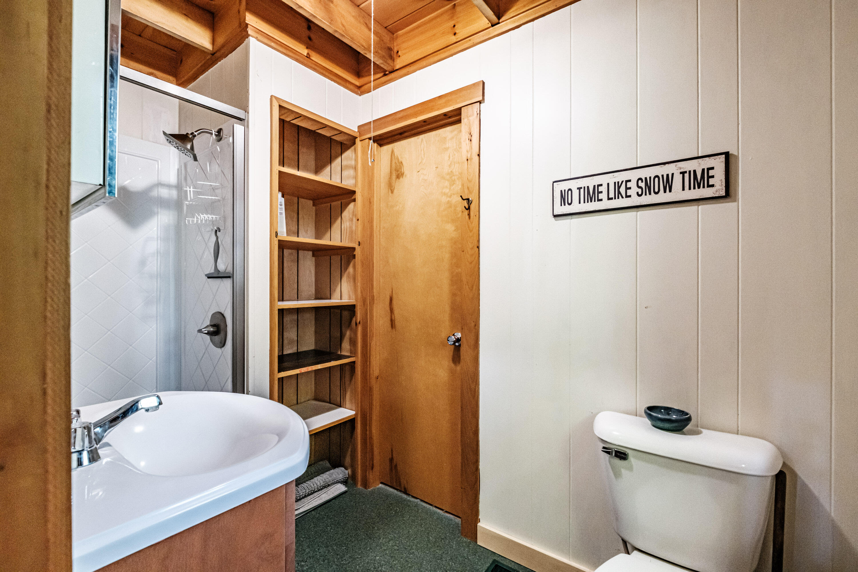 45 Viking Village Road, Newry, ME, 04261-3247