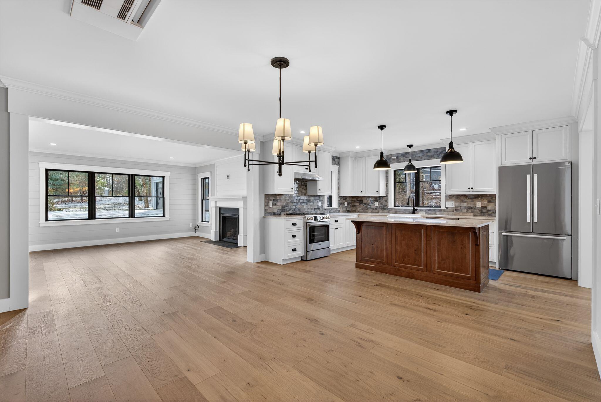 142 Main Street, Kennebunkport, ME, 04046