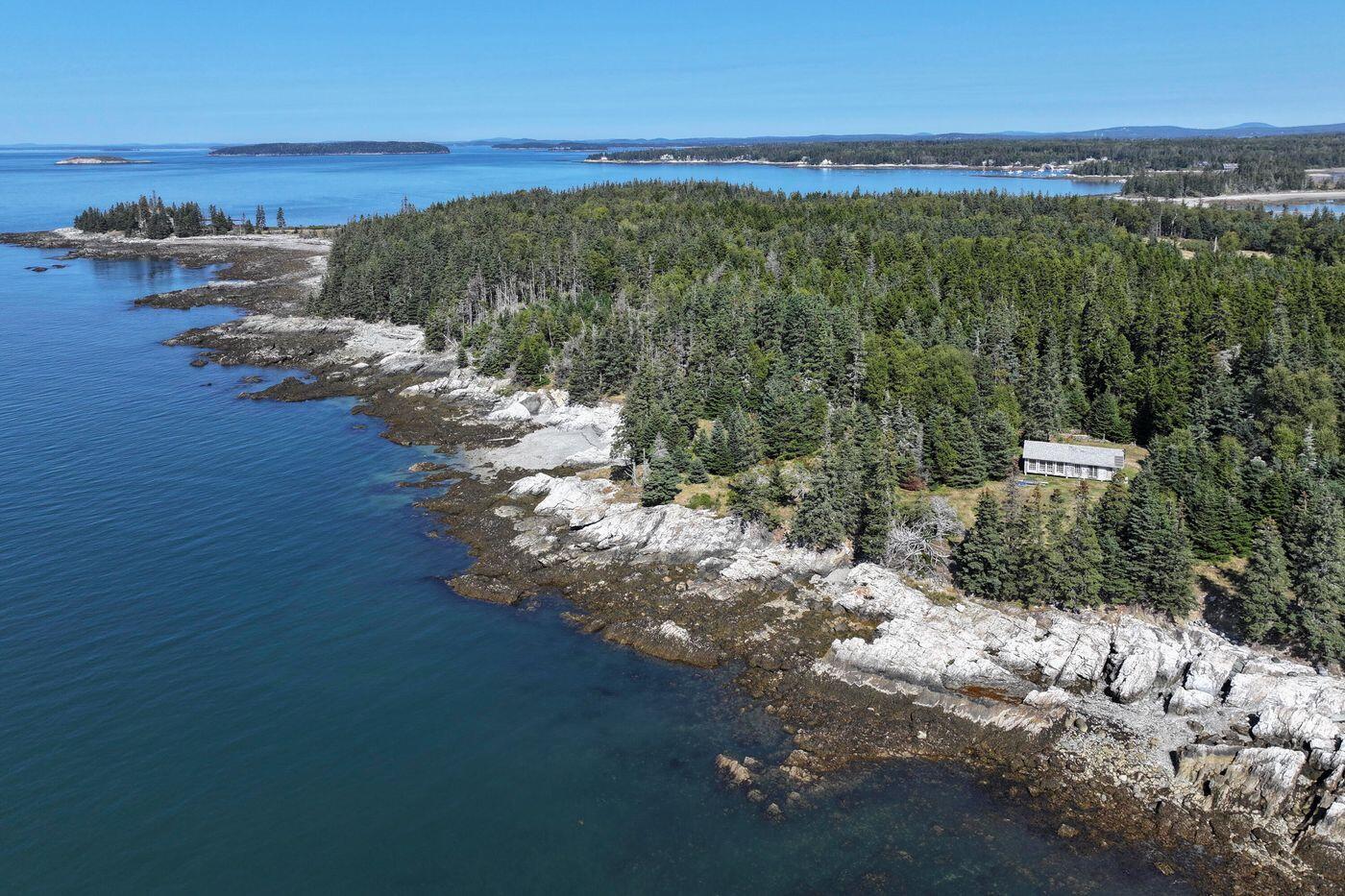 Lot 001 Sheephead Island, Deer Isle, ME, 04627
