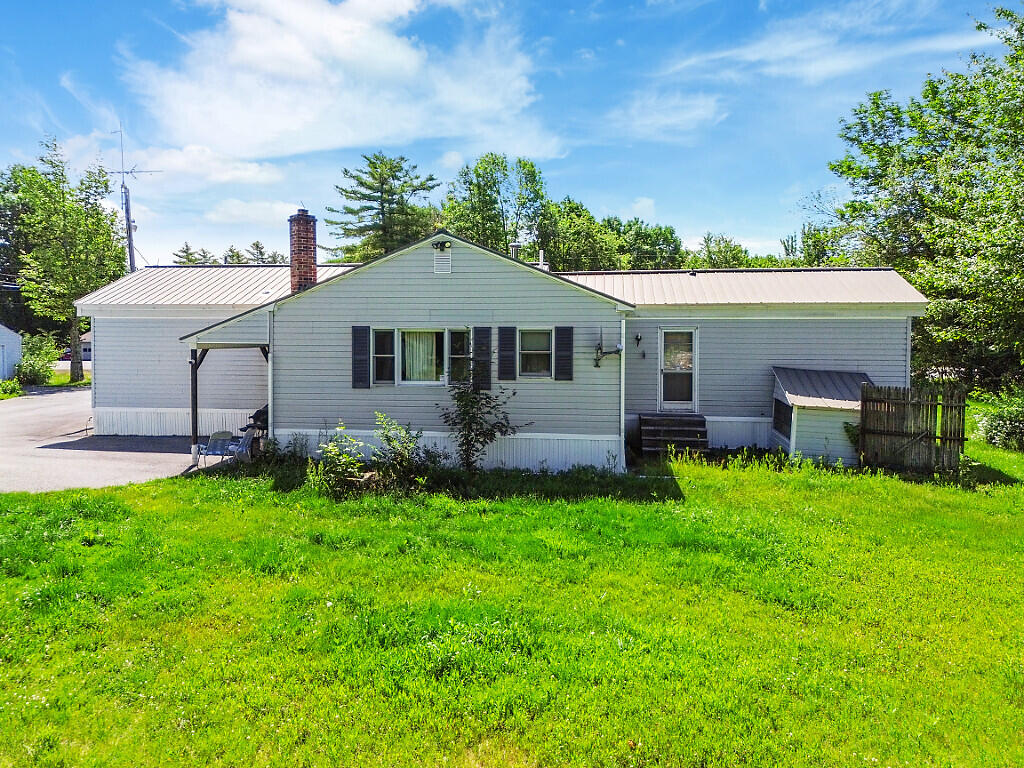 1650 N Belfast Avenue, Vassalboro, ME 04989 4