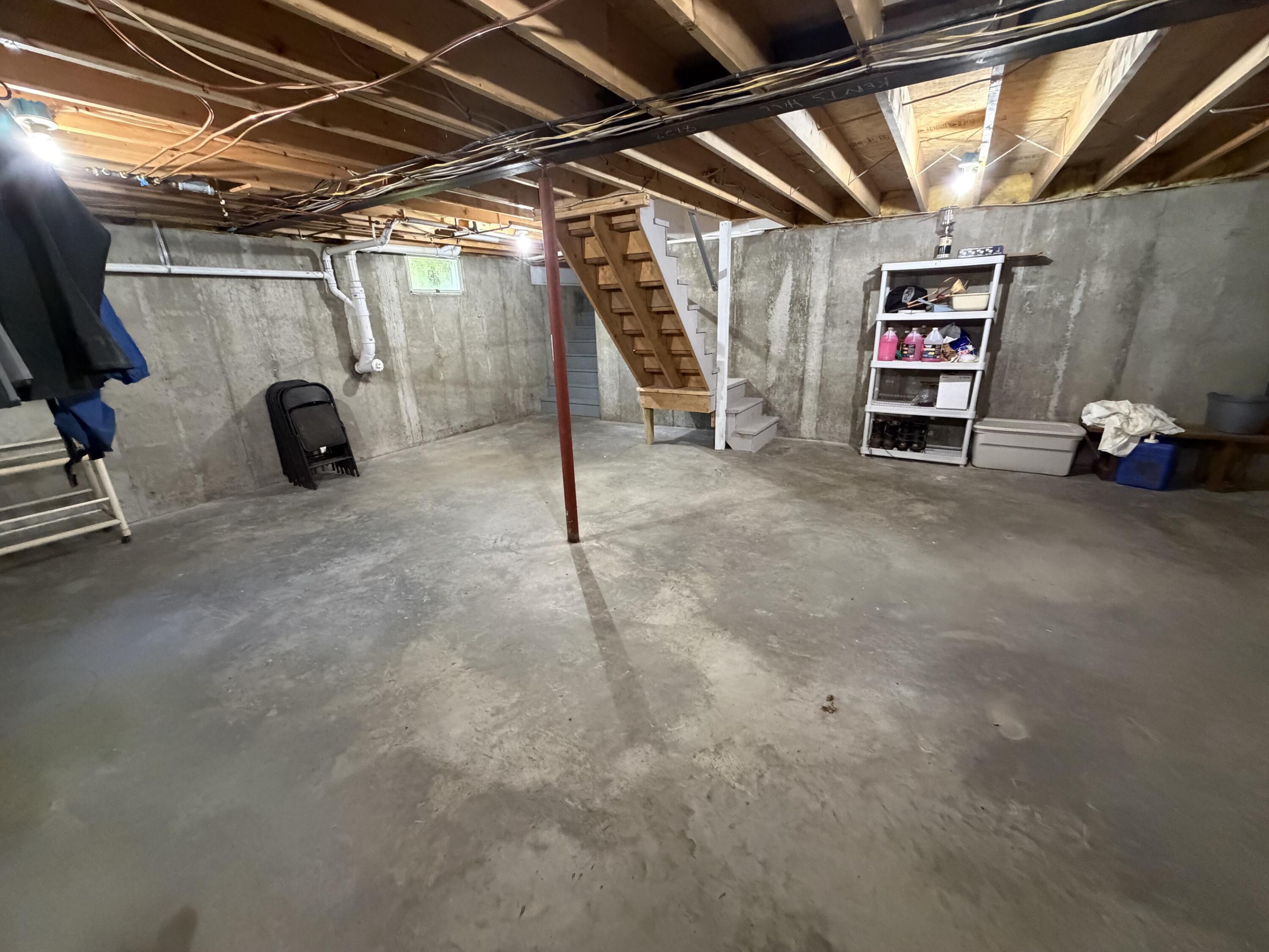 3 Loon Lane, Abbot, ME 04406 20