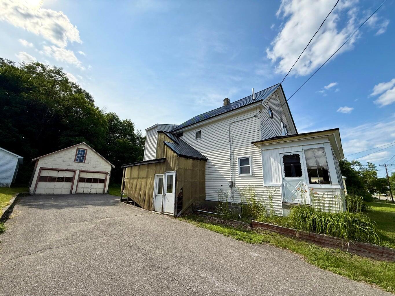 Undisclosed Address, Millinocket, ME, 04462