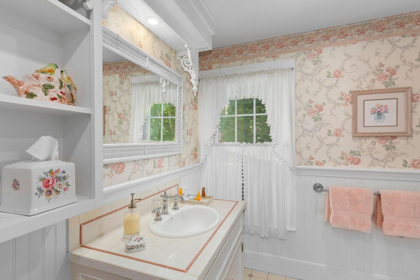 22 High Street, Camden, ME, 04843