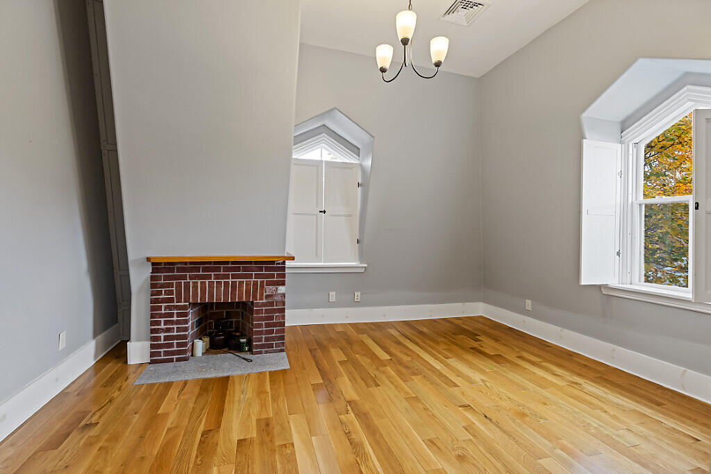 15 Middle Street UNIT 3, Hallowell, ME, 04347